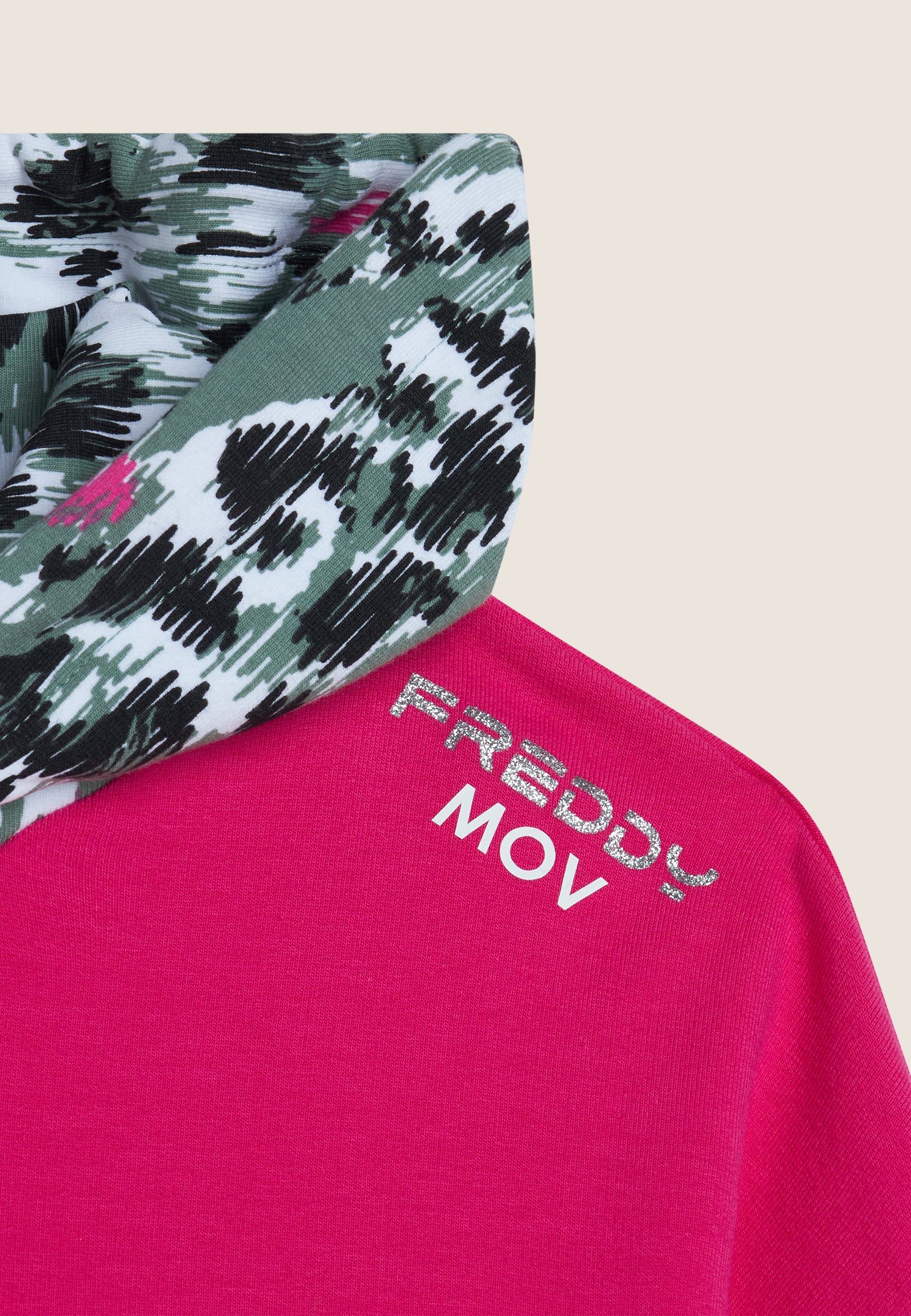 F4WMVS3_FANI97_-_W_XS 3