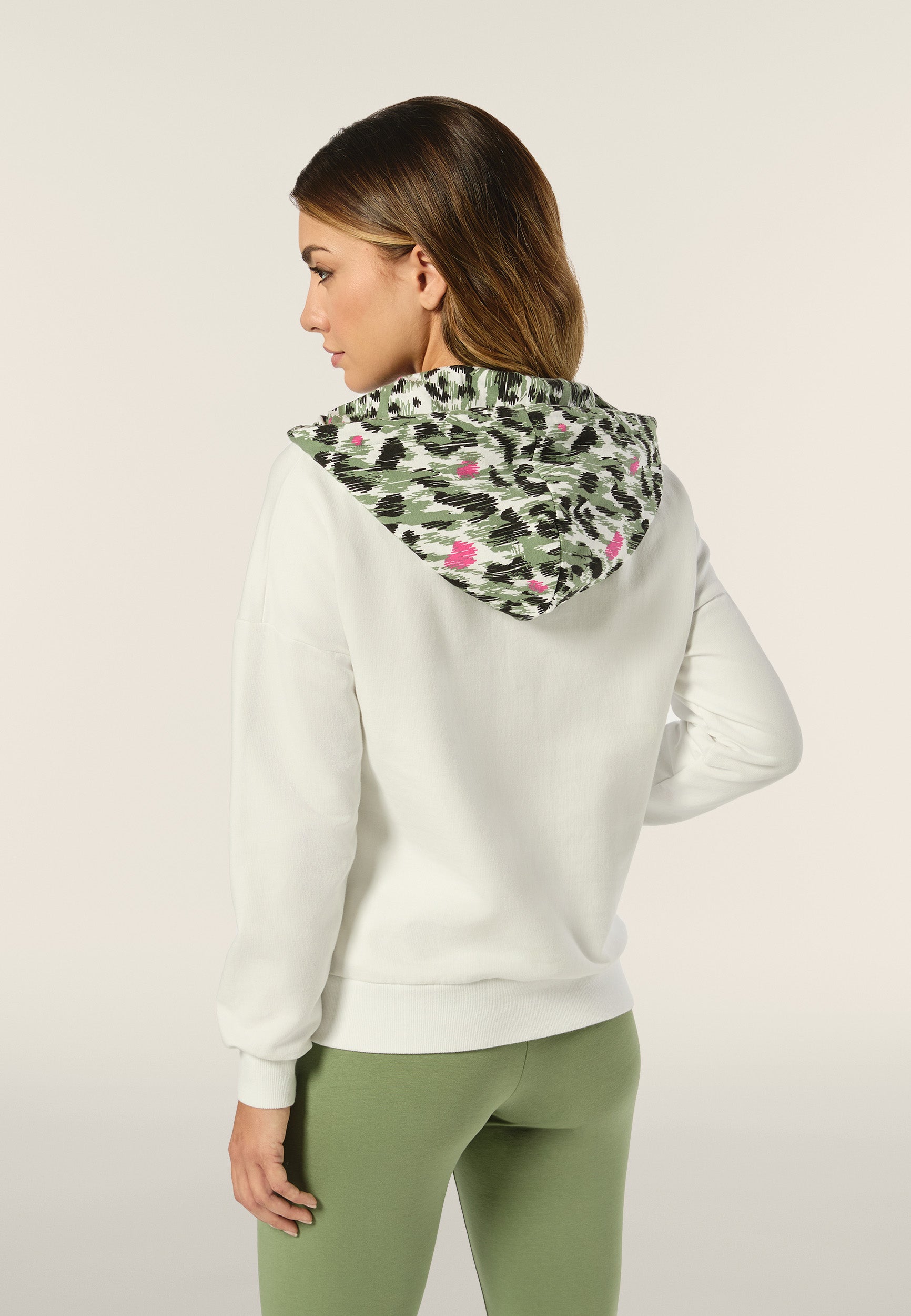 F4WMVS3_WANI97_-_W_XS 3