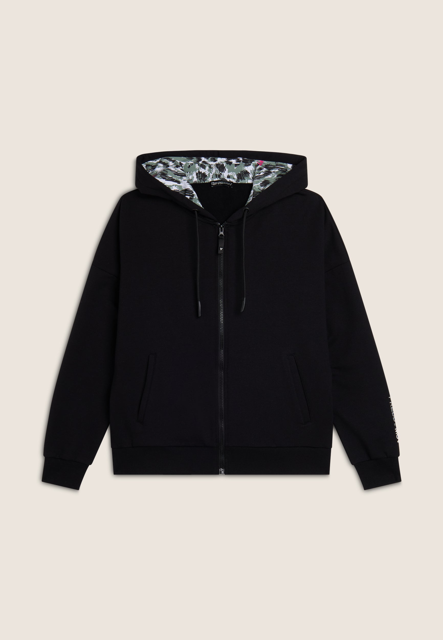 F4WMVS5_NANI97_-_W_L 5