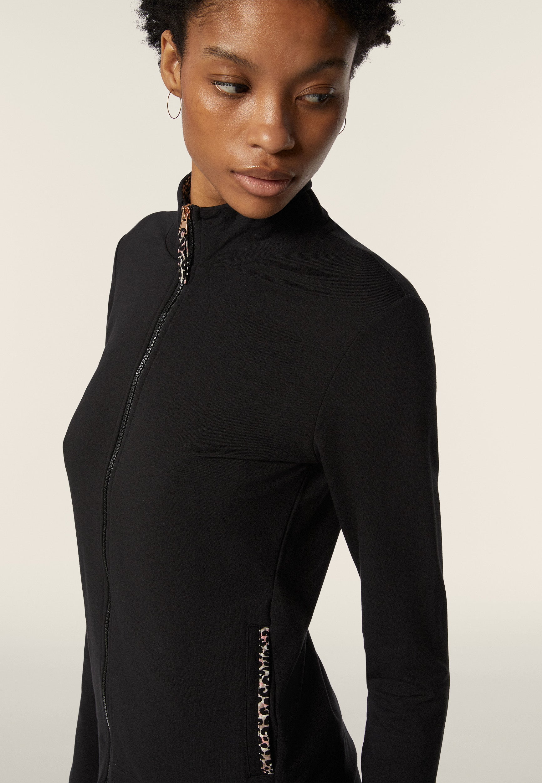 F4WSDS9_NANI99_-_W_L 4