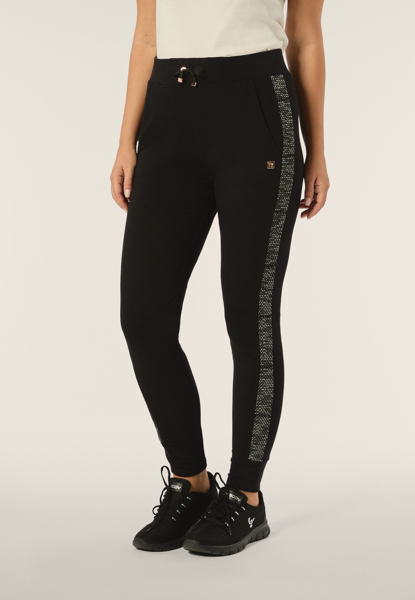 F4WSLP20_NNG18_-_W_L 2