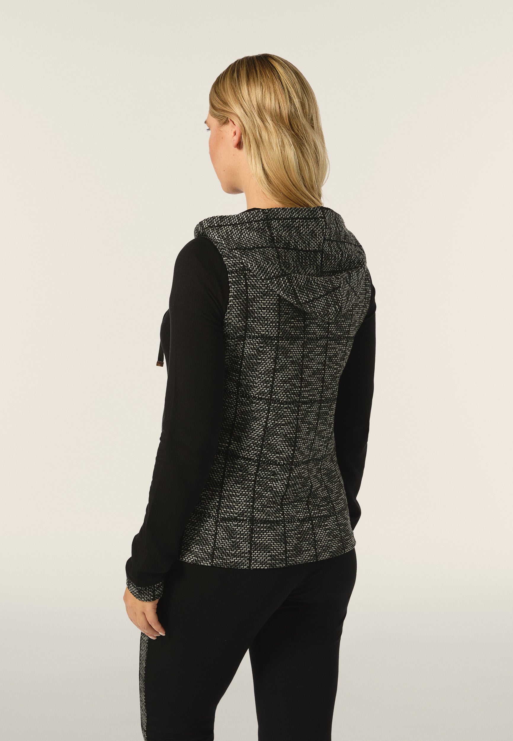 F4WSLS12_NNG18_-_W_L 3