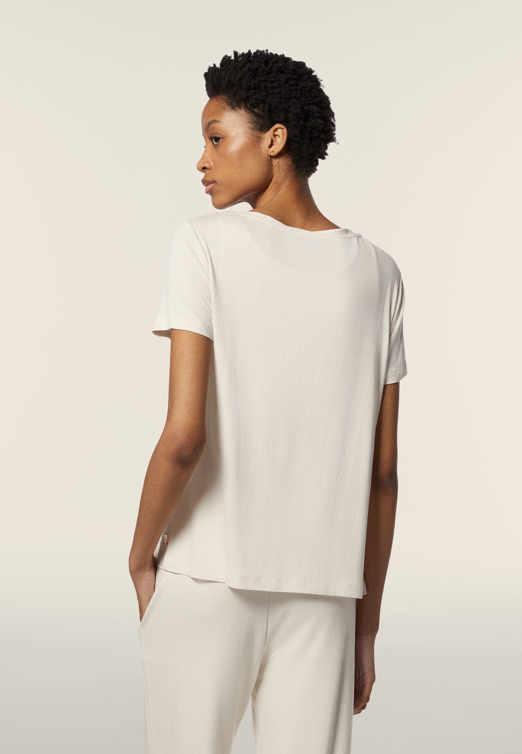 F4WSLT2_Z102_-_W_XS 3