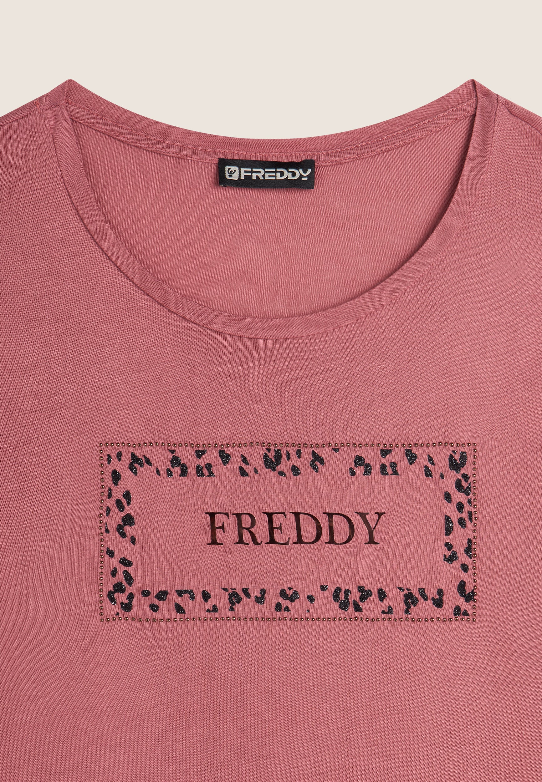 F4WSLT5_P32_-_W_XS 3