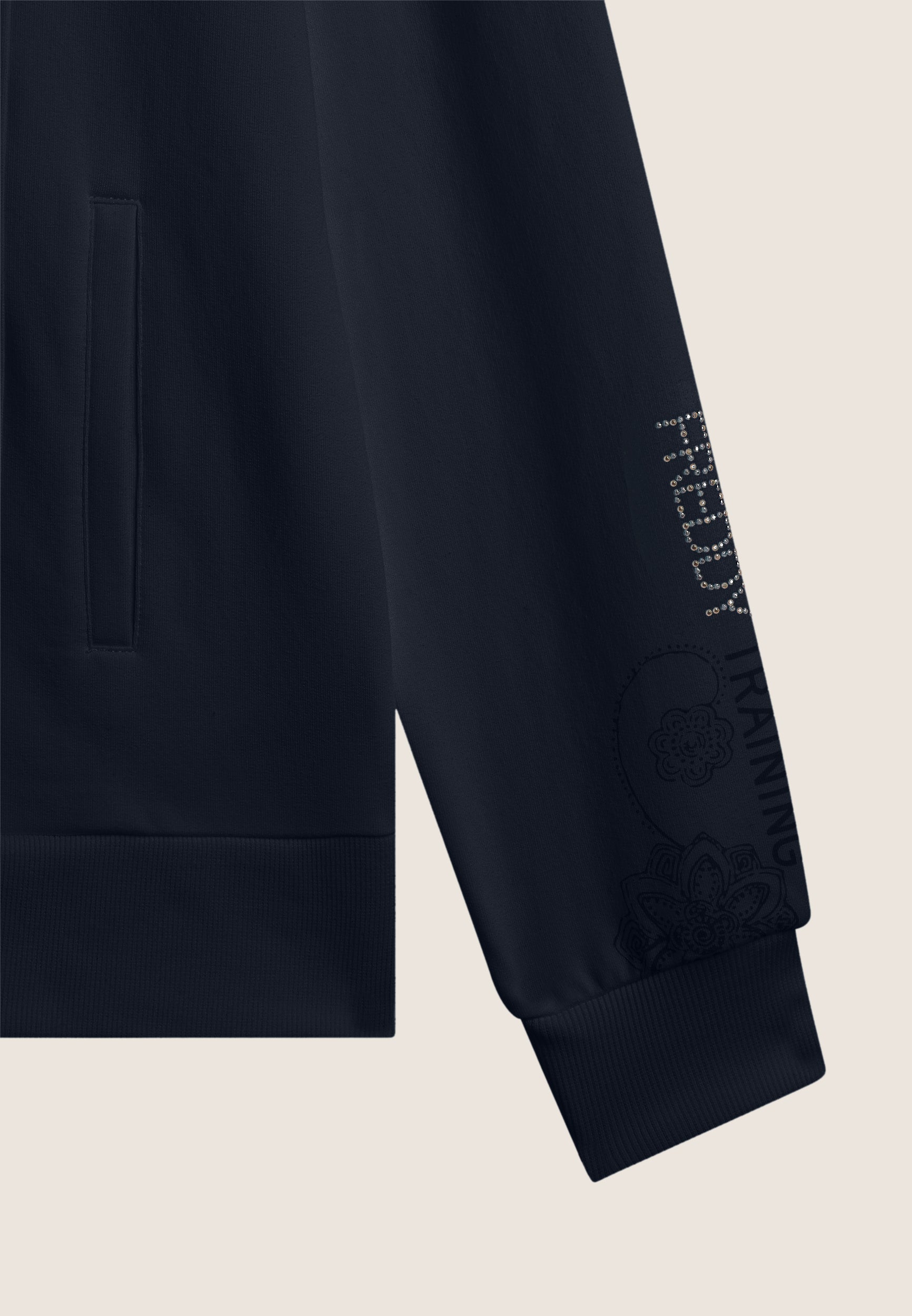 F4WTRS2_B109_-_W_XS 3