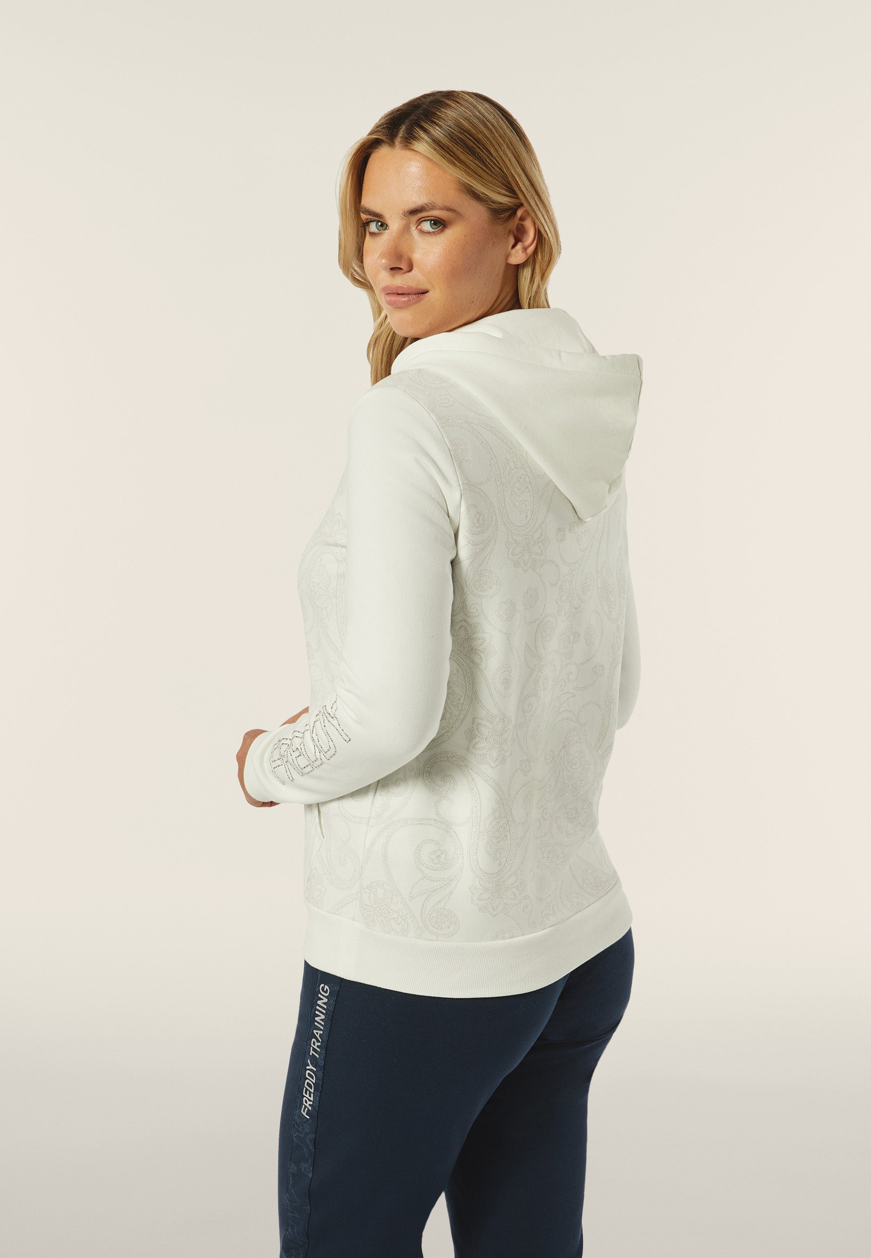 F4WTRS8C_PSL4W_-_W_XS 3