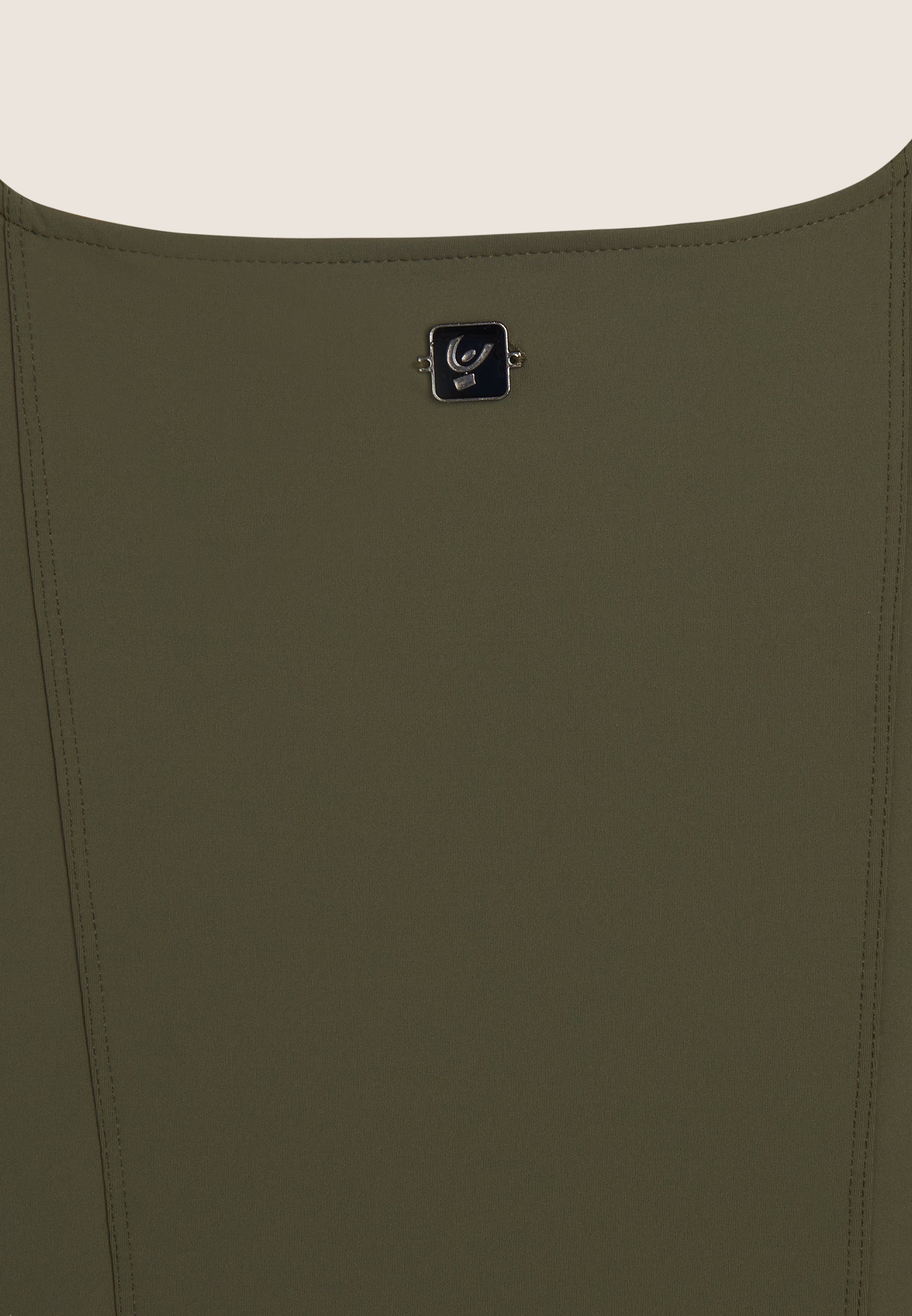 F4WTWY13_V137_-_W_S 3