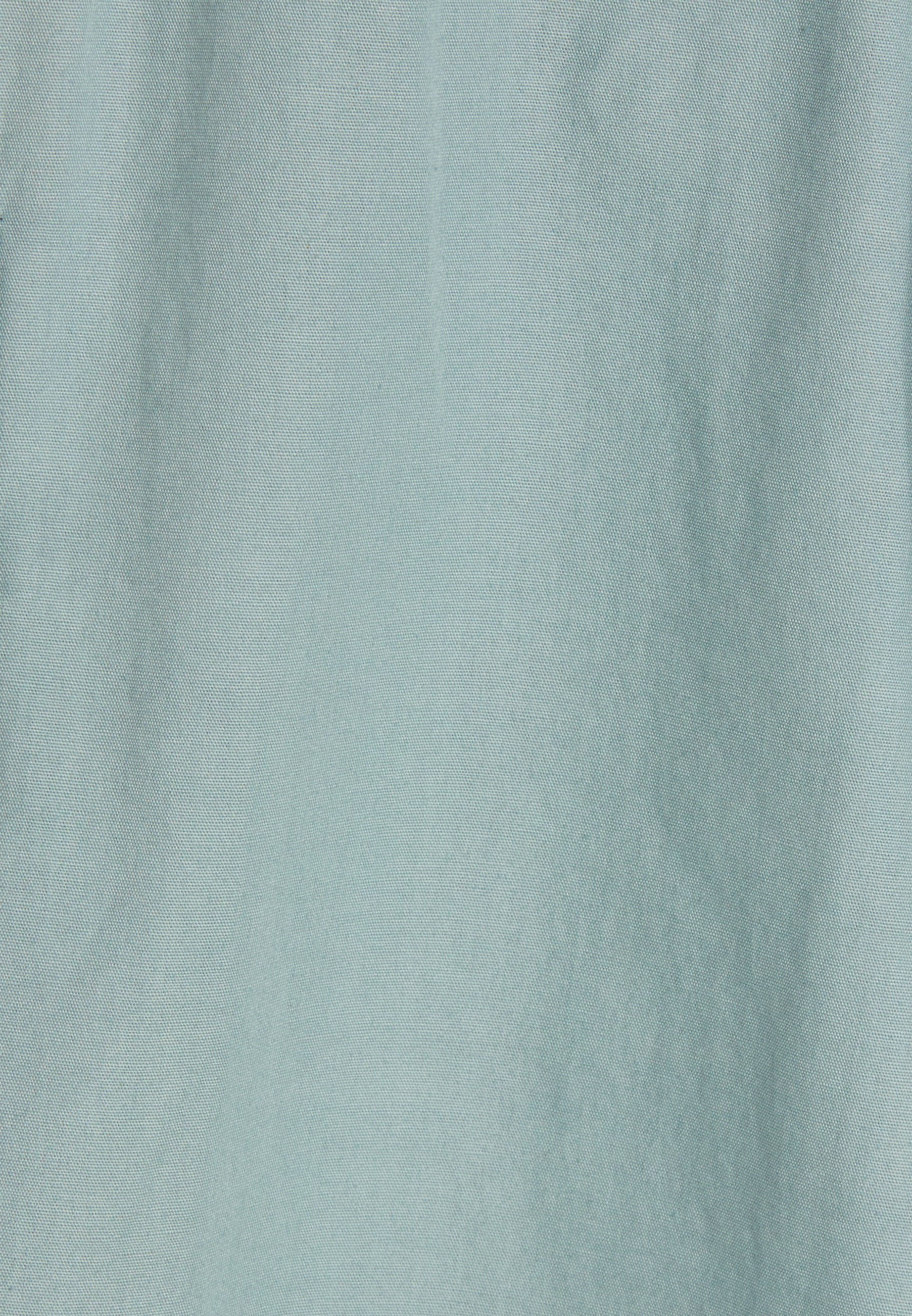 FR1561_2TJ004_-_2BG_4 3