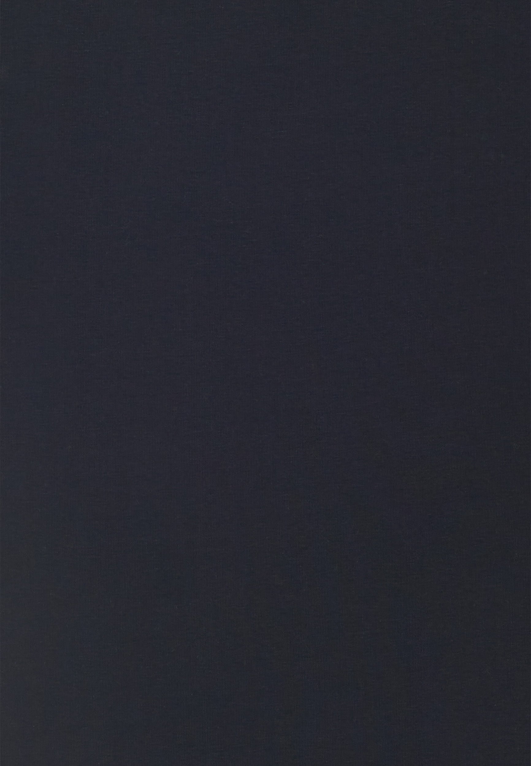 FR1579_2TG001_-_2BG_10 3