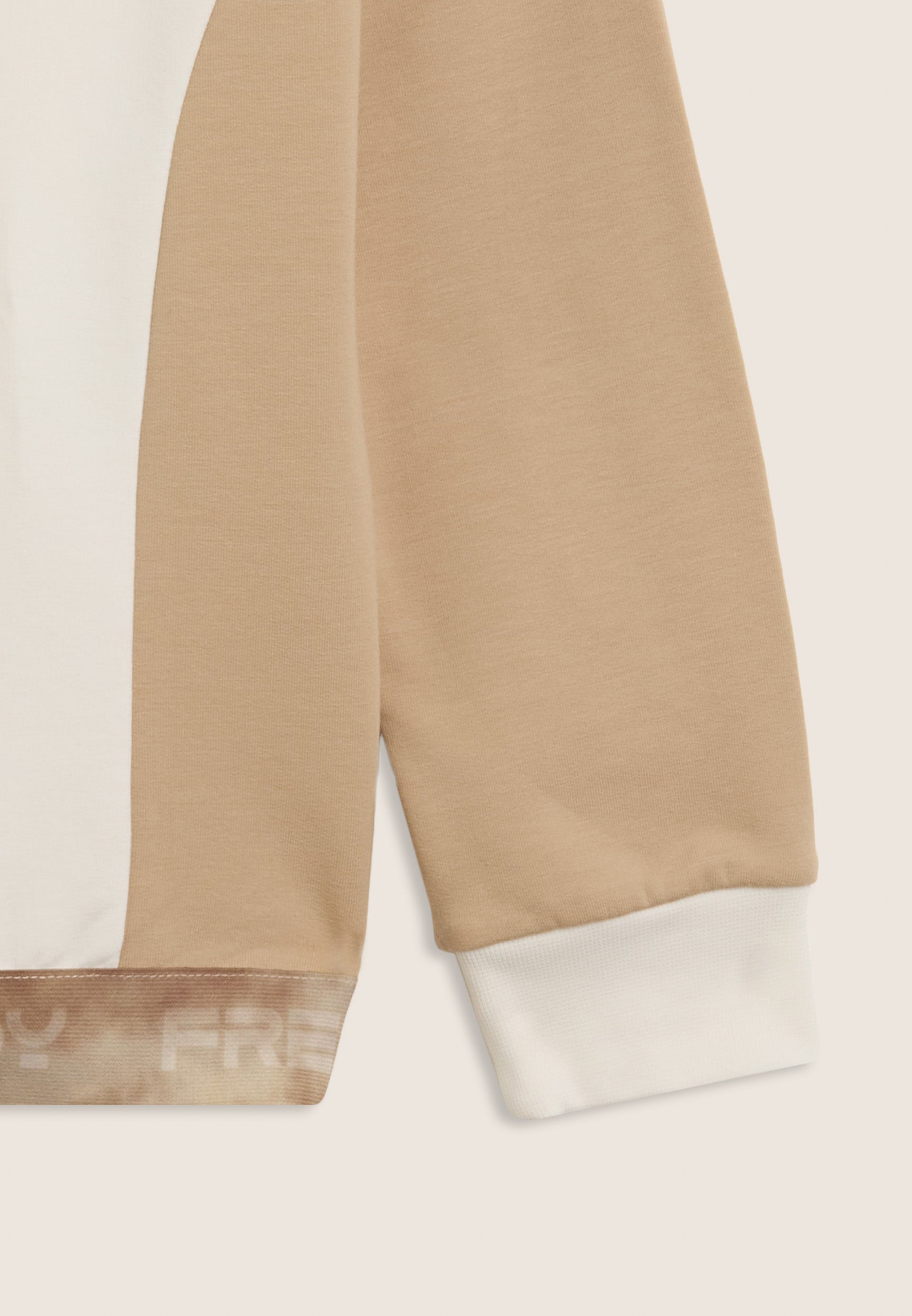 FR2103_2F5022_-_2BG_10 3