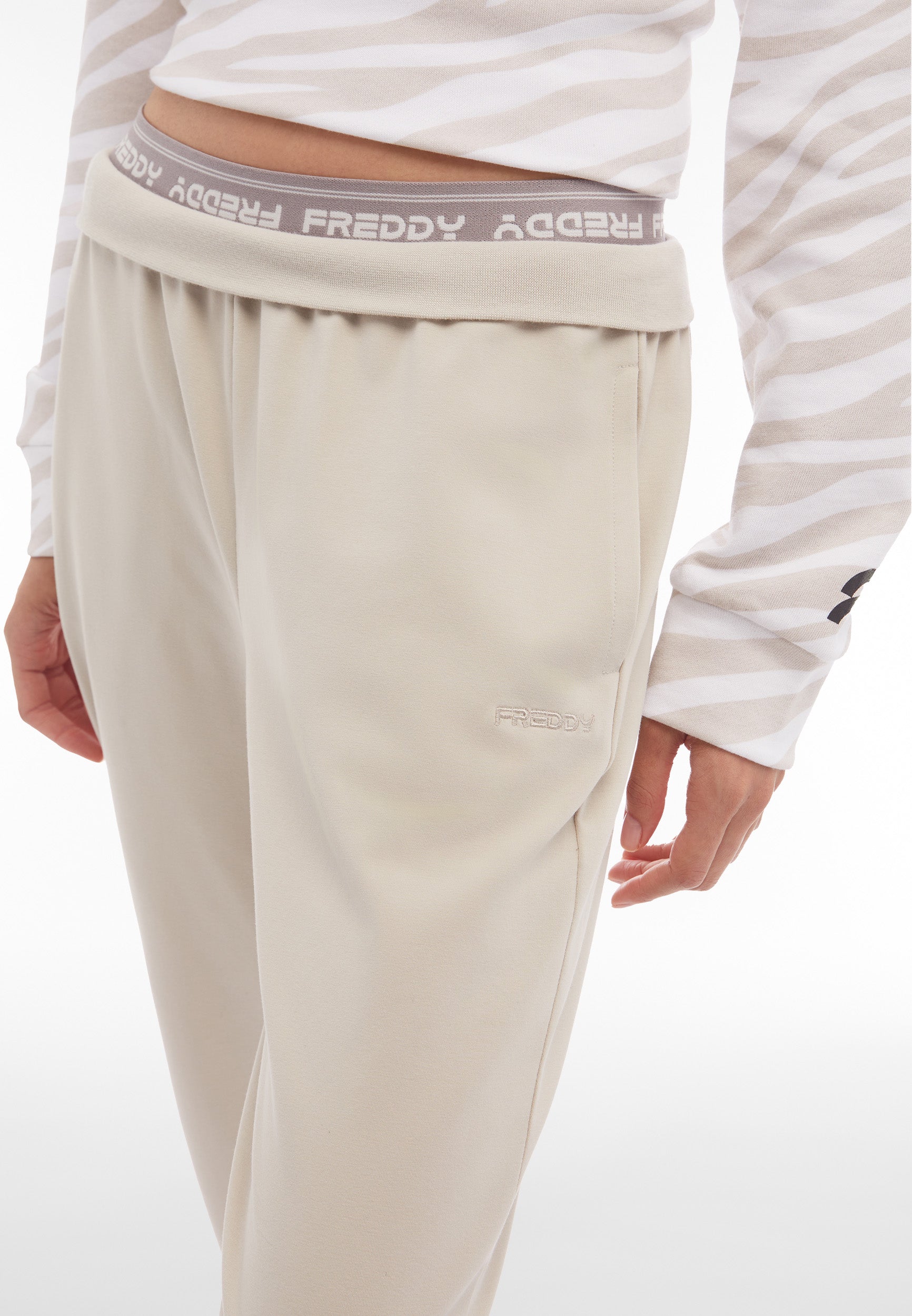 JOGGERS408_Z83_-_W_XL 4