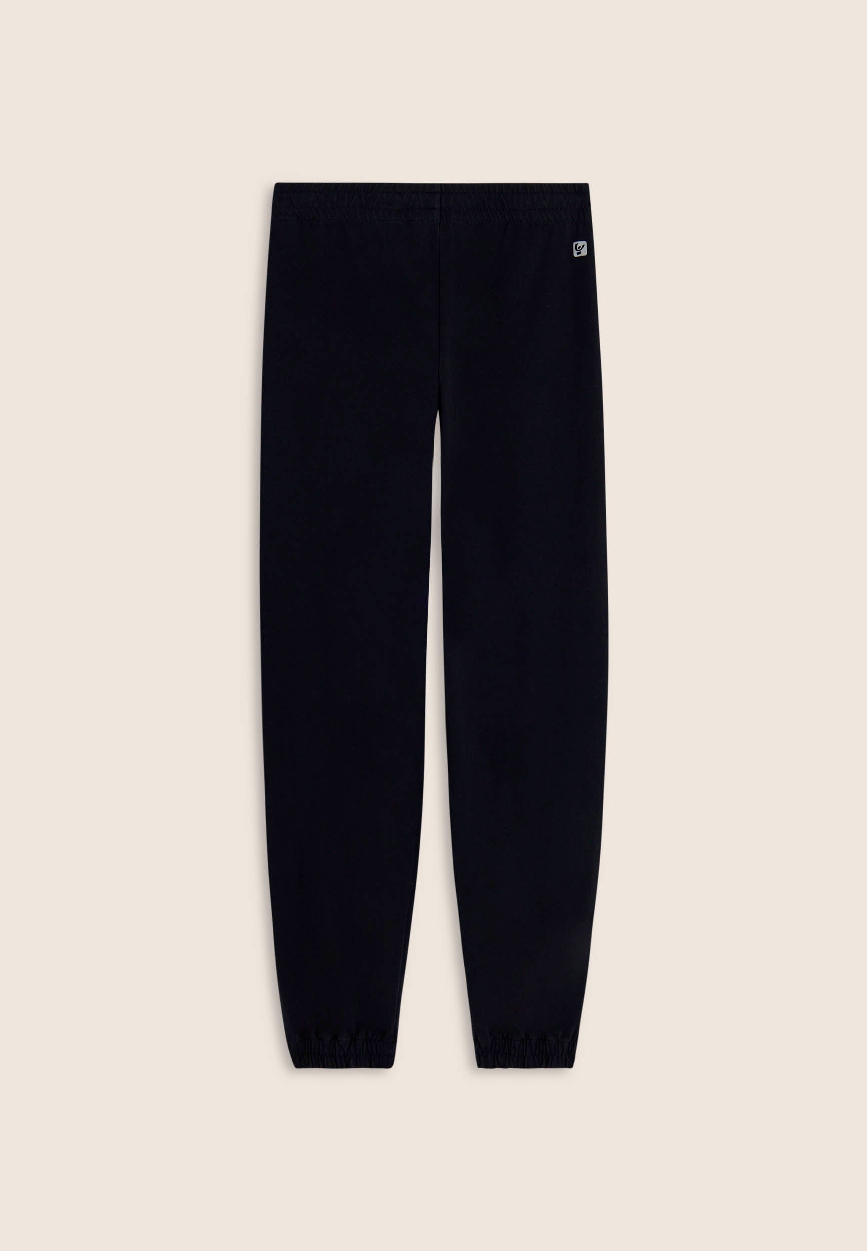 MUSIC1C020XO1_N_-_W_L 2