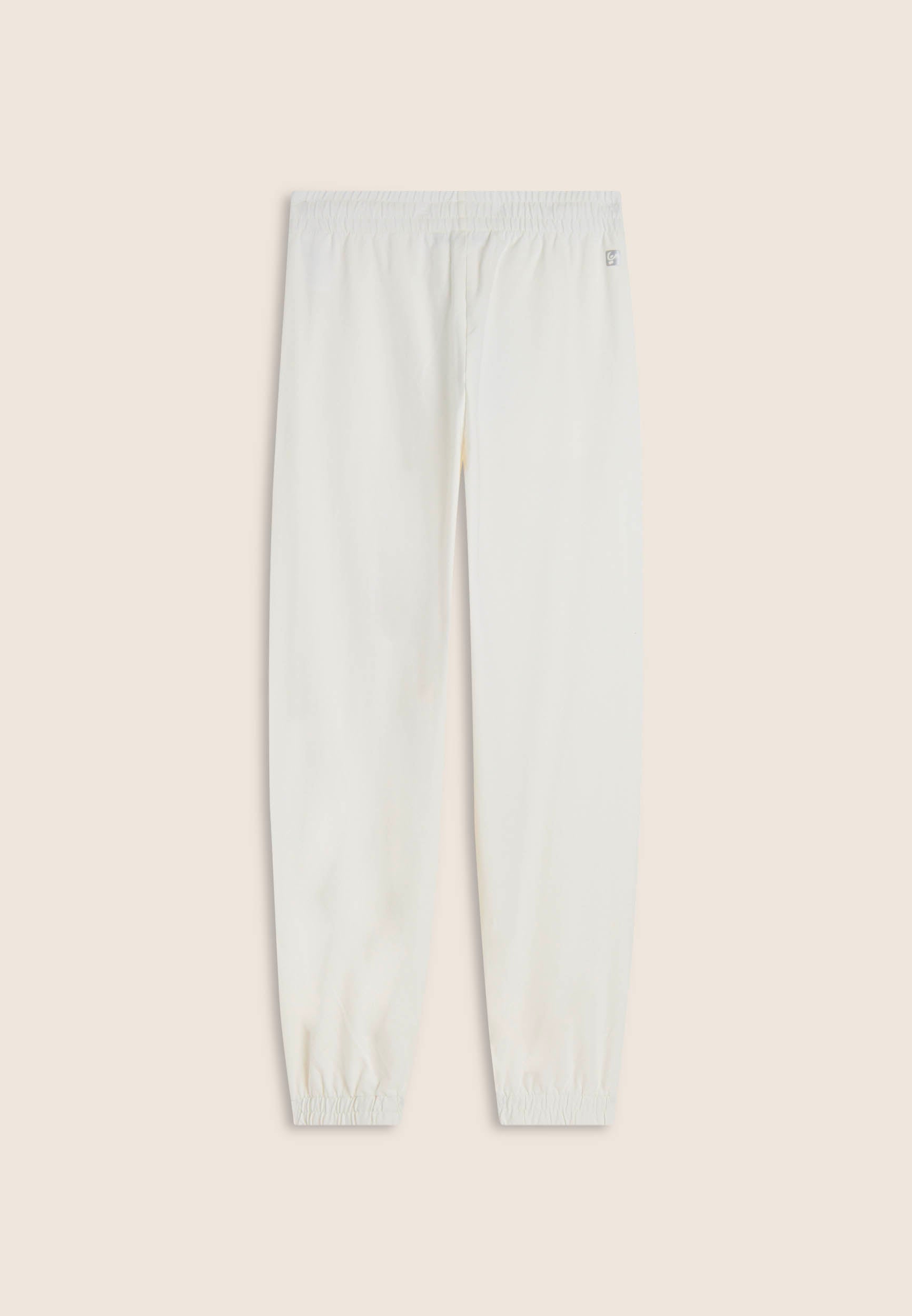 MUSIC1C020XO1_W71_-_W_L 2