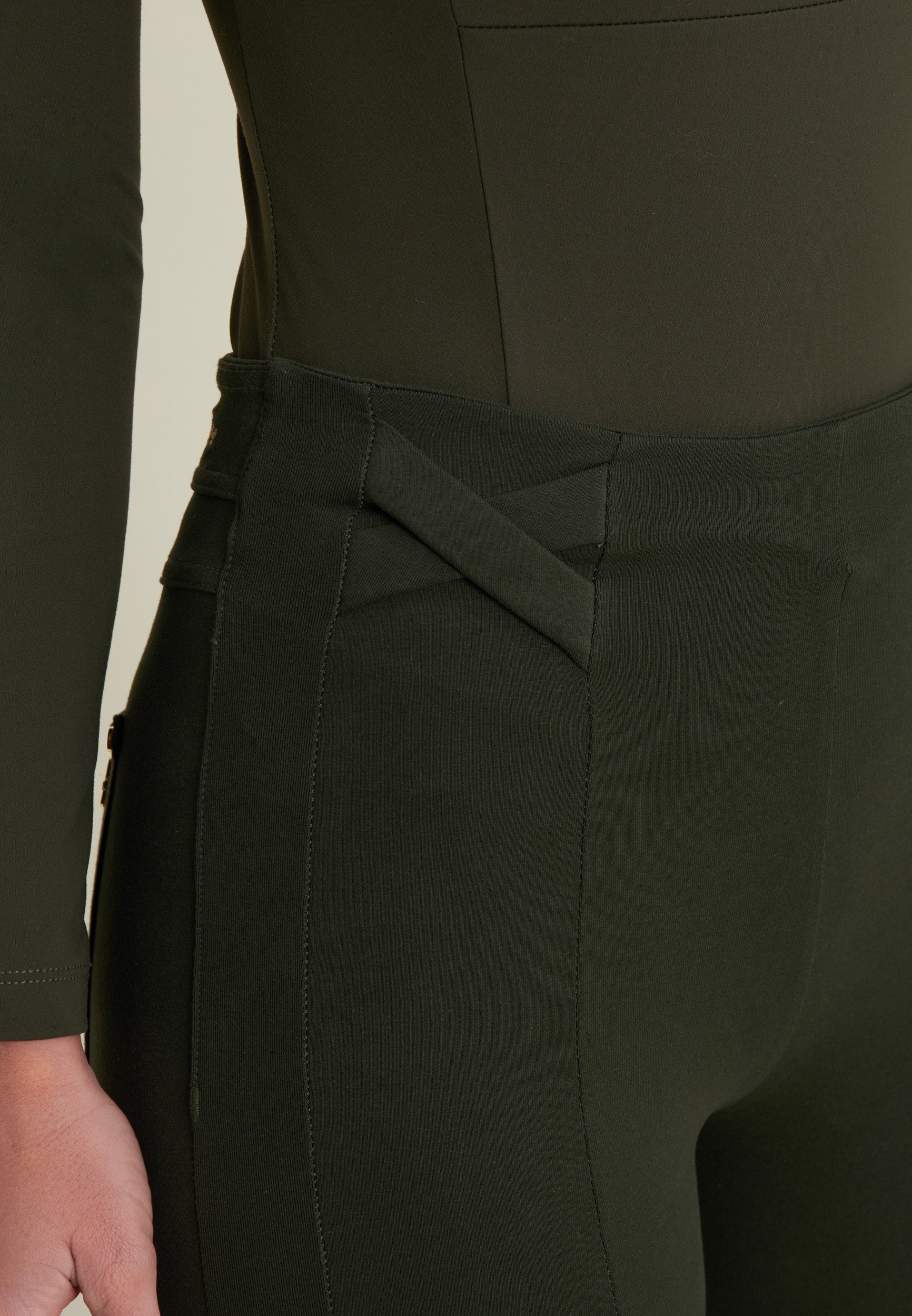 NOWY2HF2559ORG_V143_-_W_L 4