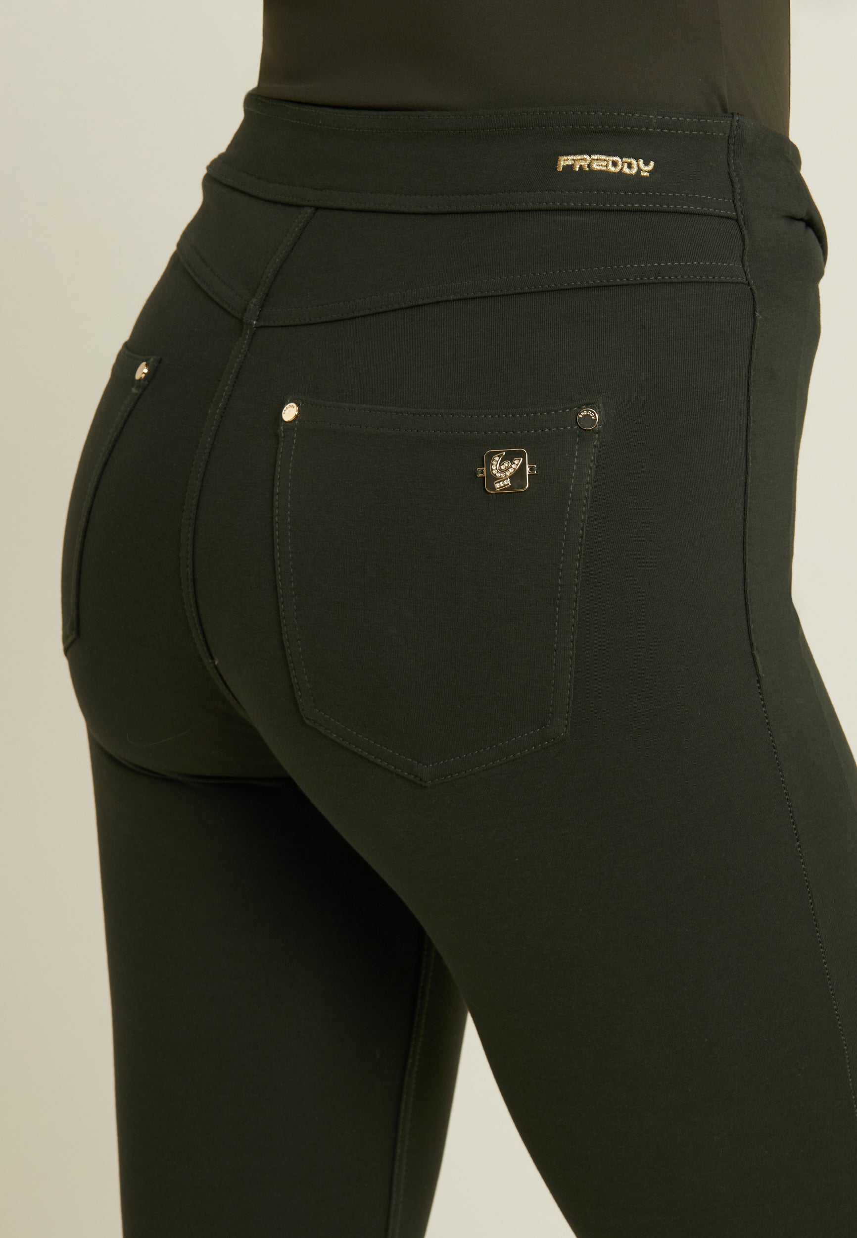 NOWY2HF2559ORG_V143_-_W_L 5