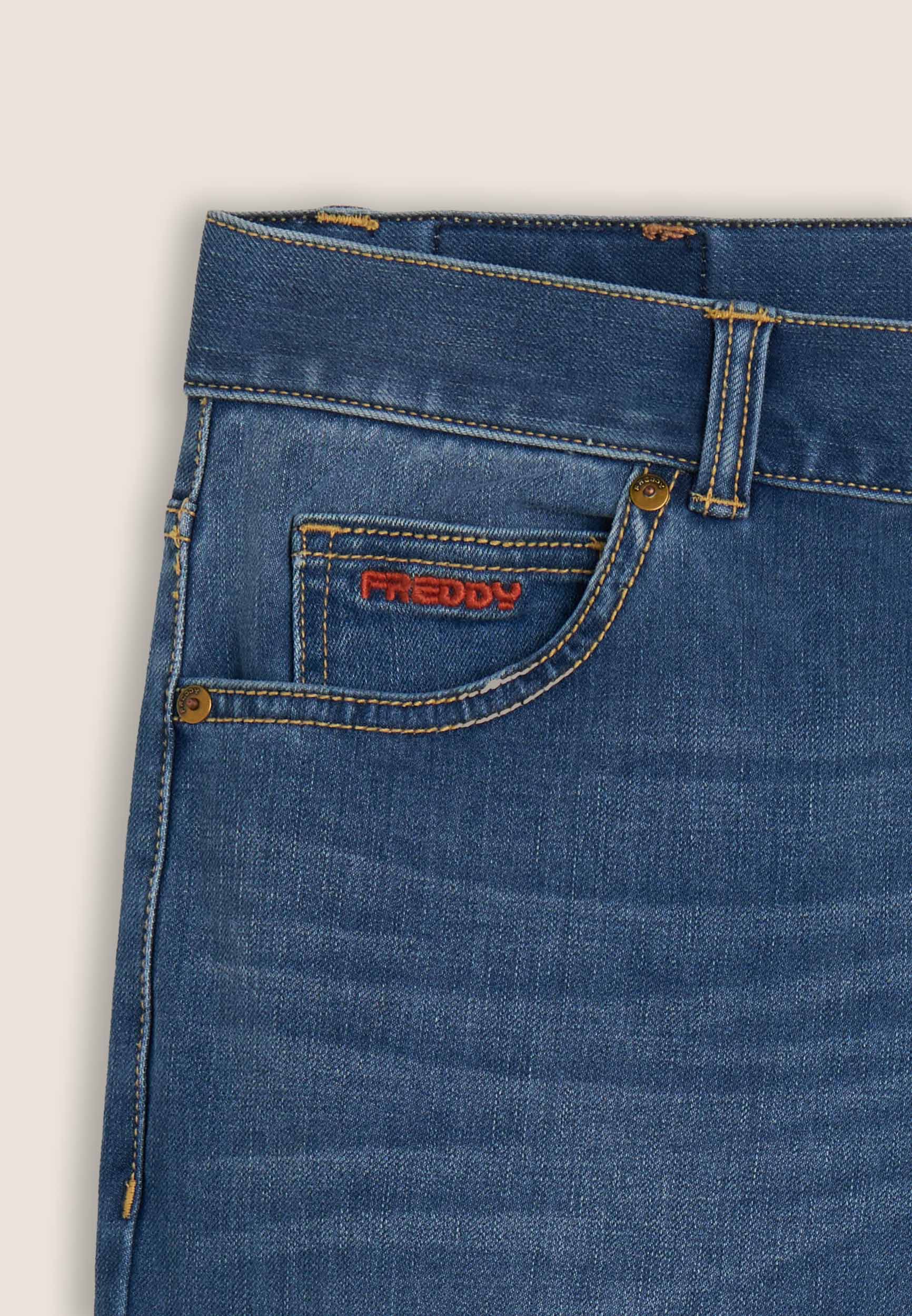 P2471RF410_J4Z_-_MIC_28 7