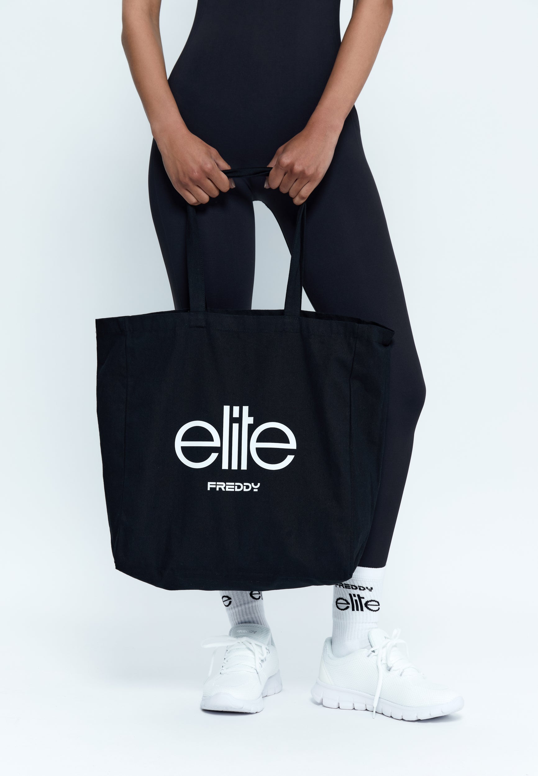 S25UFXETOTEBAG_N_-_6_U 1