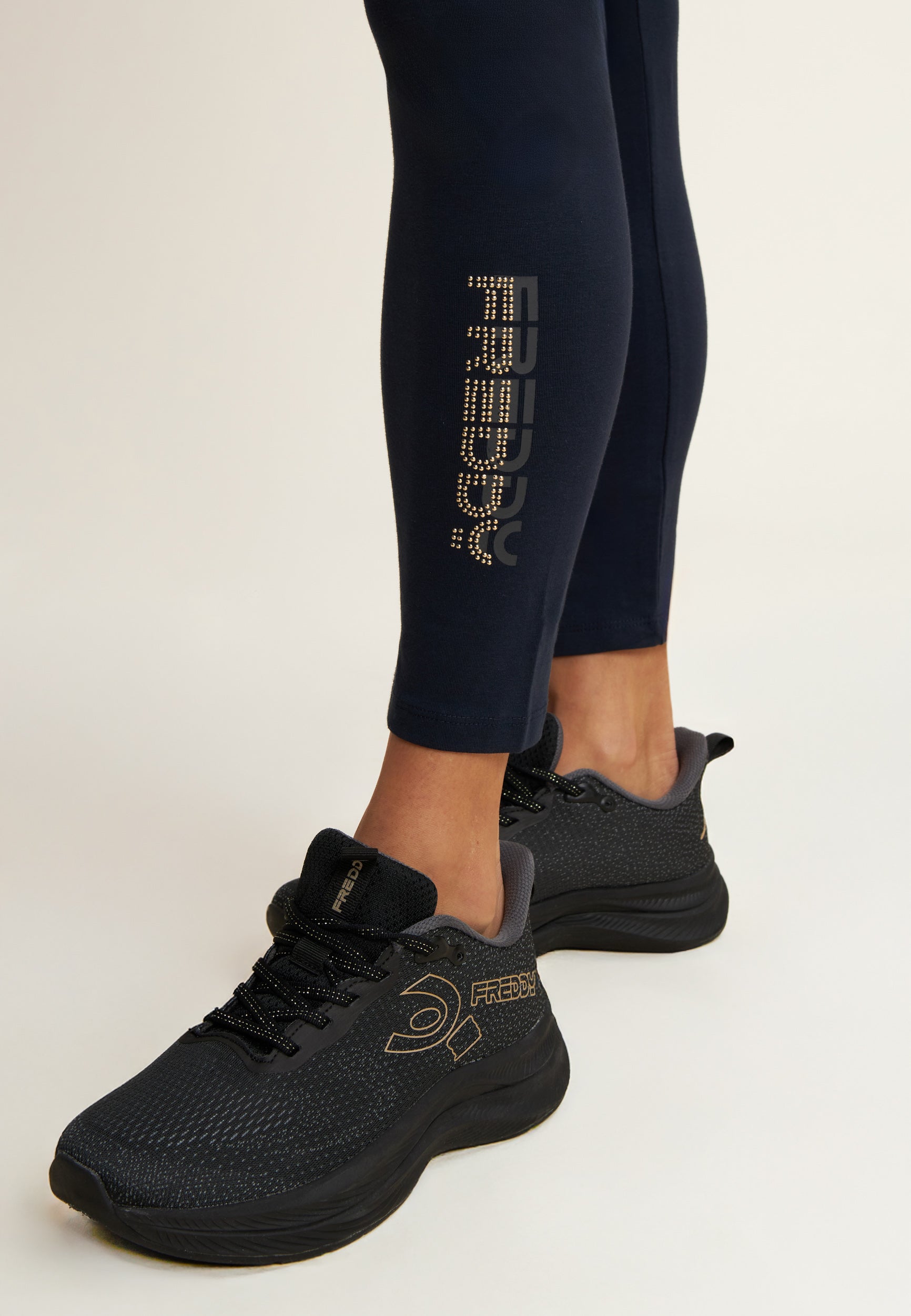 S25WCRP13_B109_-_W_XS 4