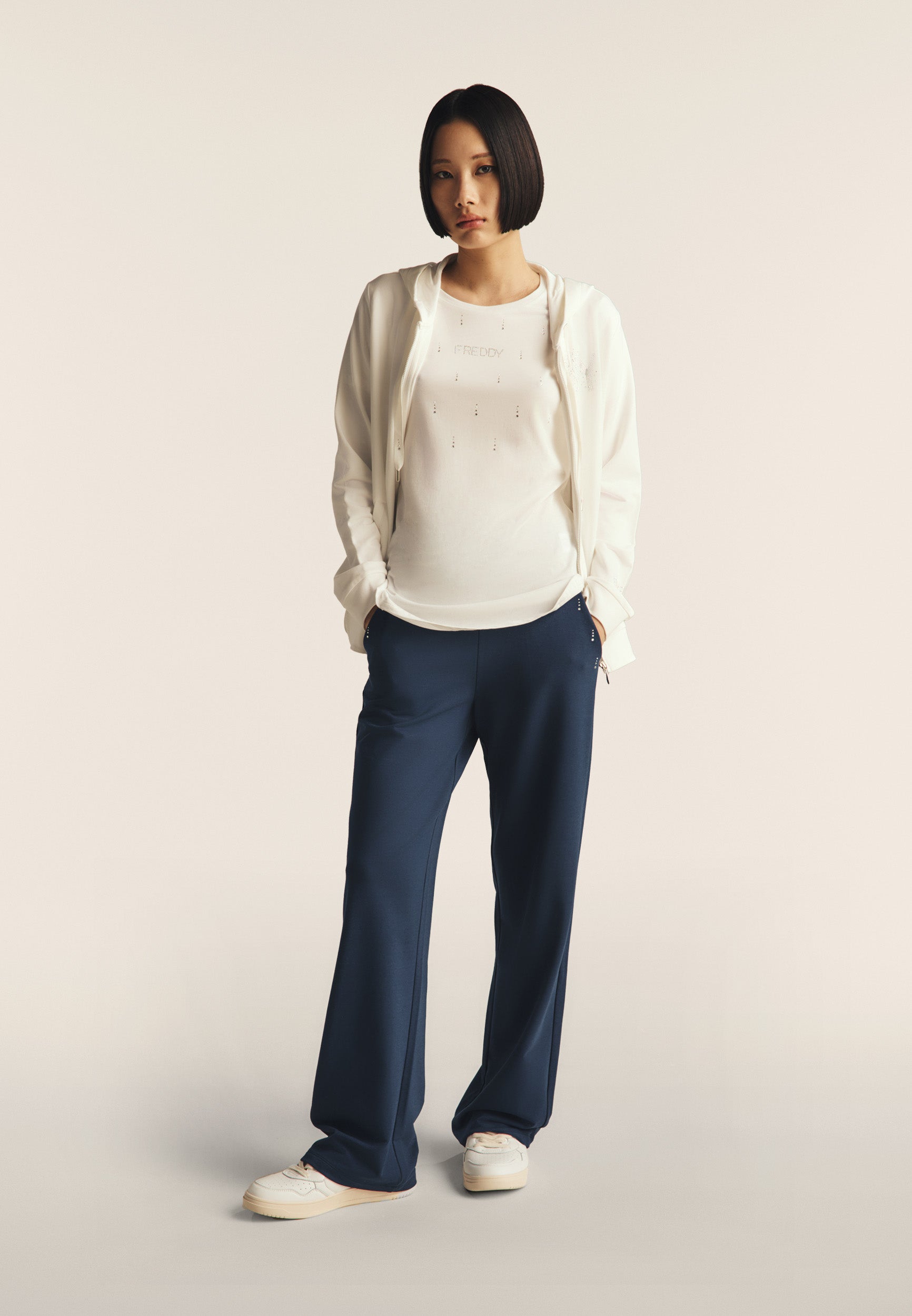 S25WCXT2_W102_-_W_L 1