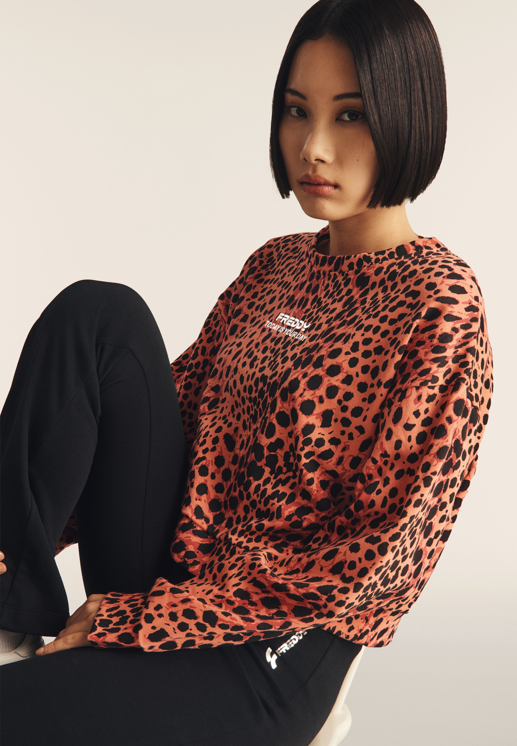 S25WMCS1C_ANI118_-_W_L 4