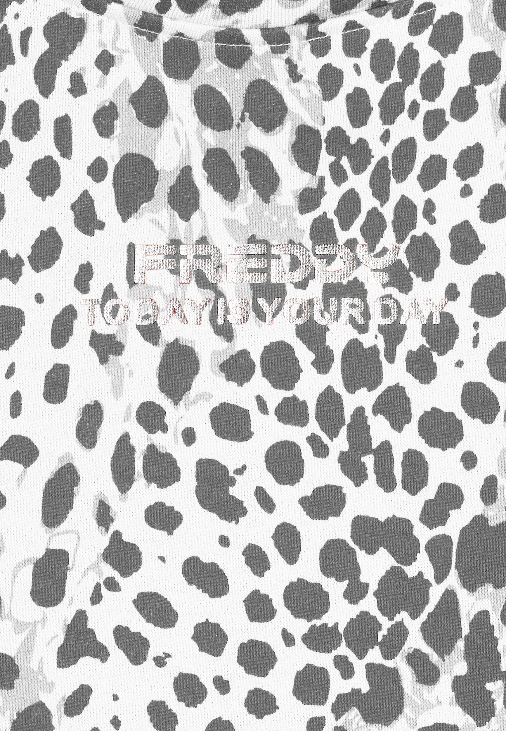 S25WMCS1C_ANI119_-_W_XXS 3