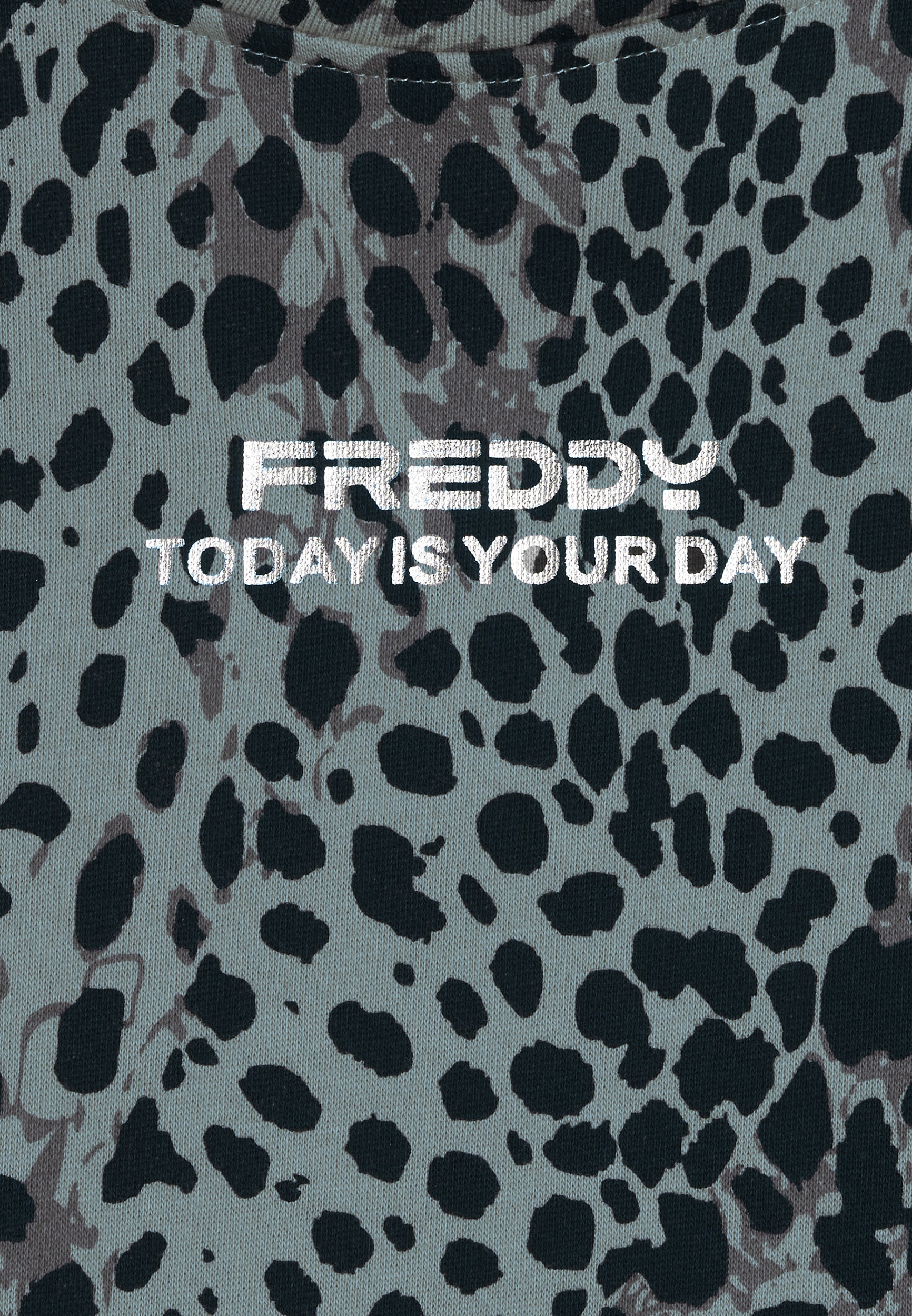 S25WMCS1C_ANI121_-_W_L 8