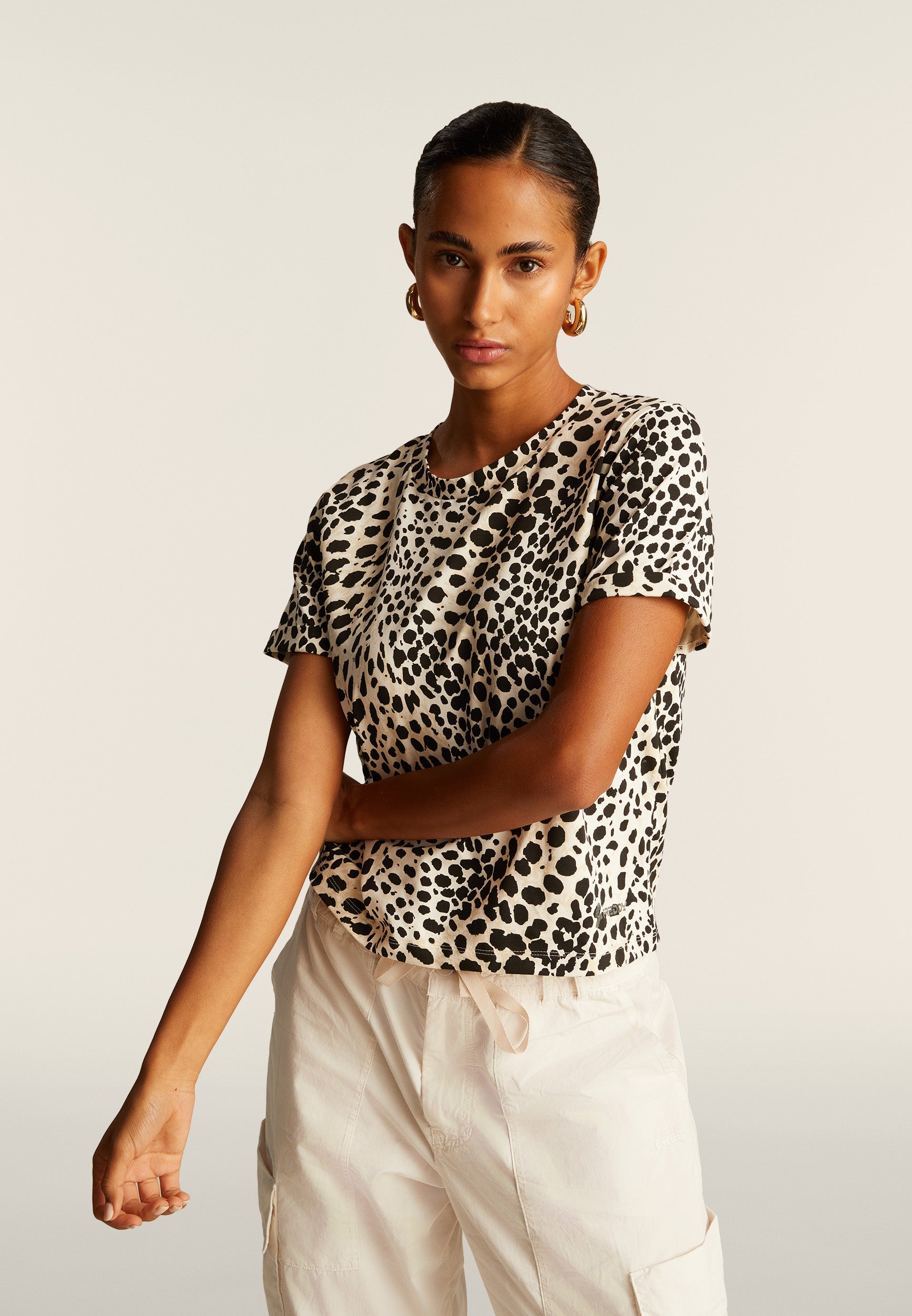 S25WMCT1C_ANI119_-_W_L 2