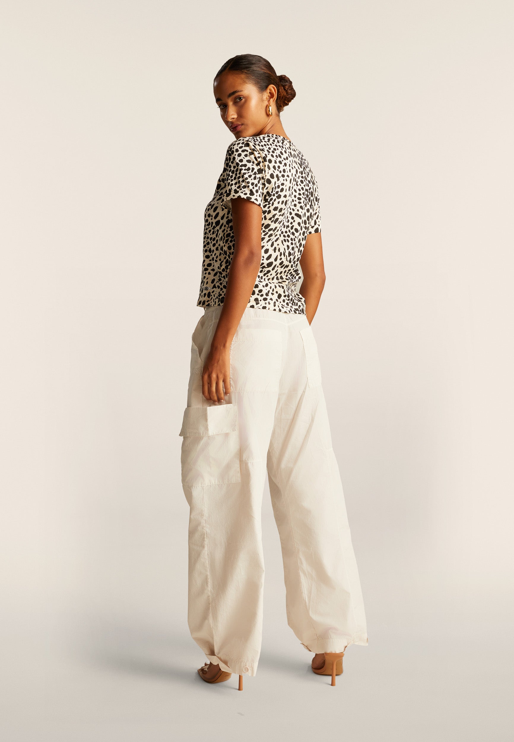 S25WMCT1C_ANI119_-_W_L 3