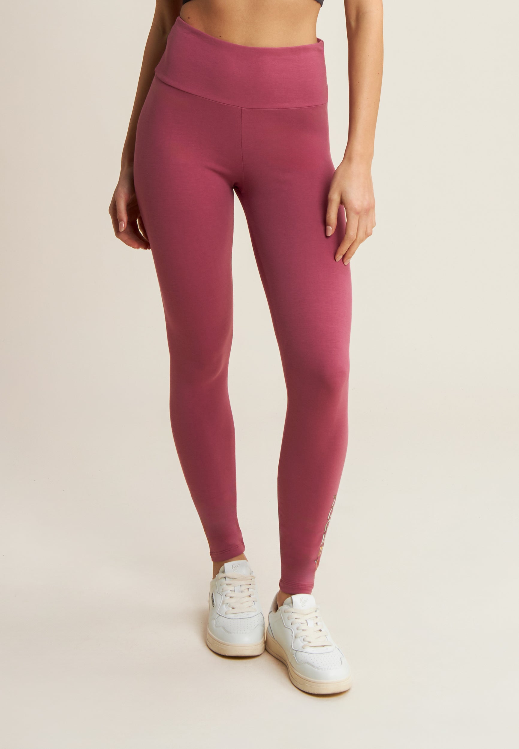 S25WMVP3_E76_-_W_L 2