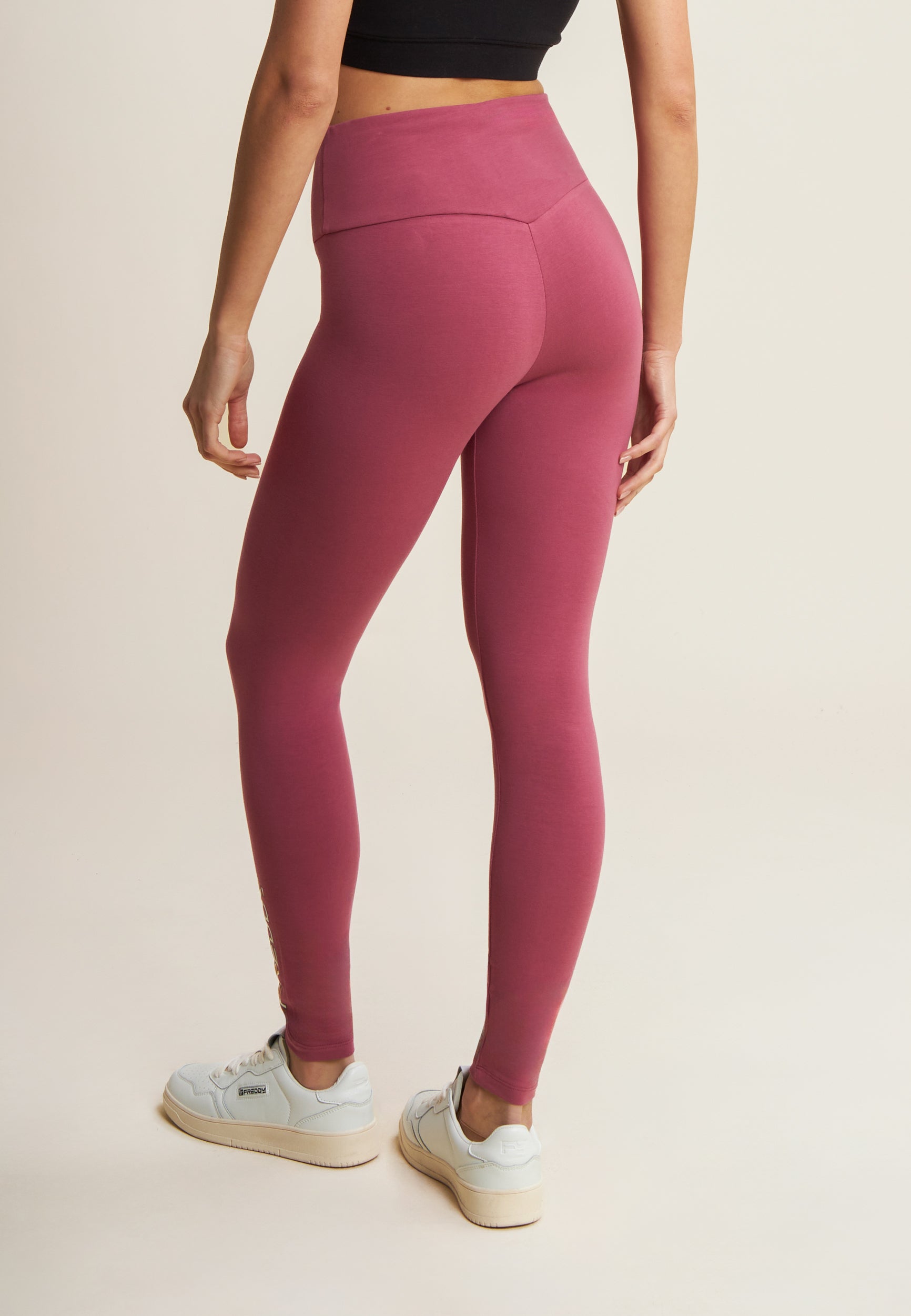 S25WMVP3_E76_-_W_L 3