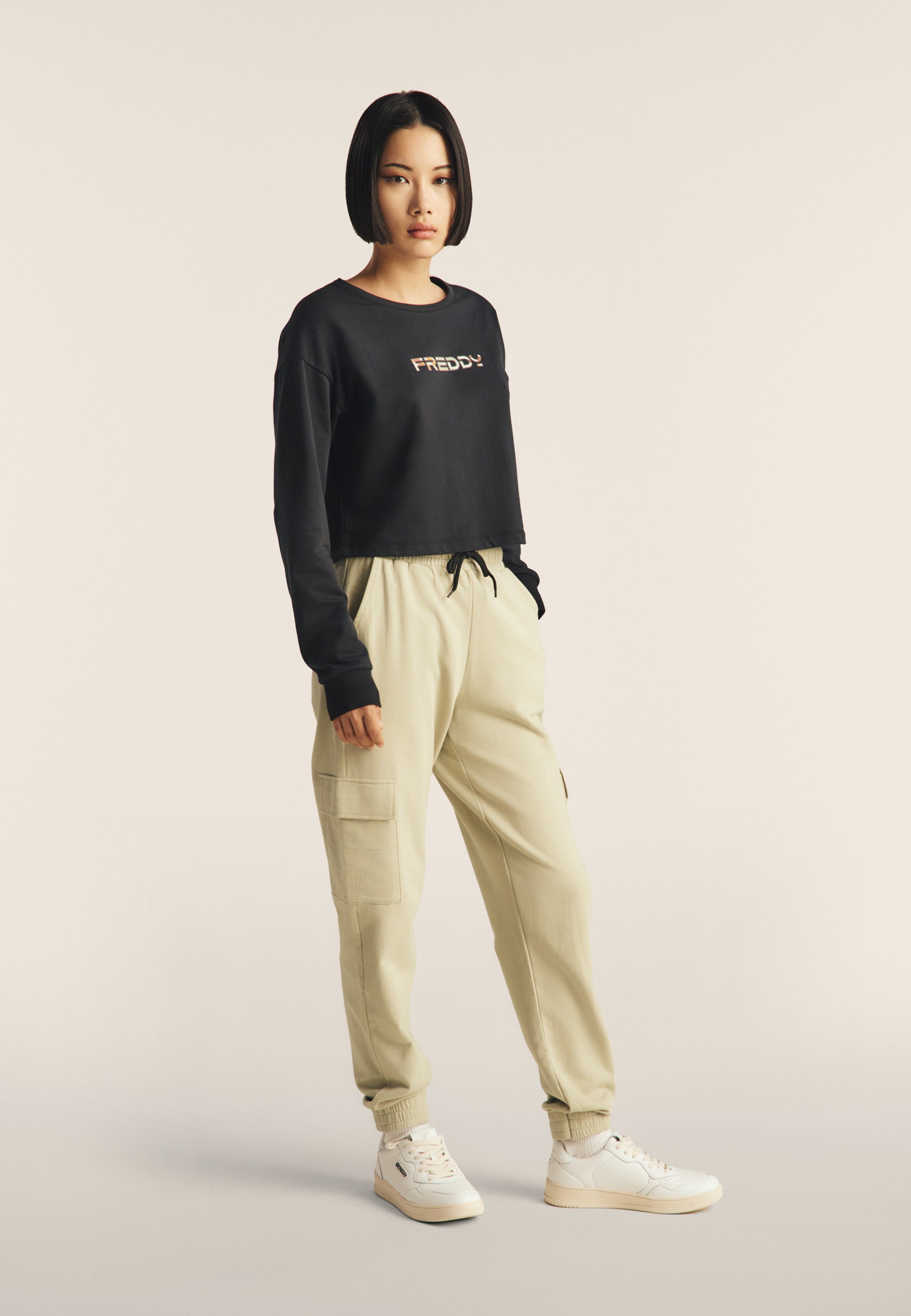 S25WMVS1_N28_-_W_L 1