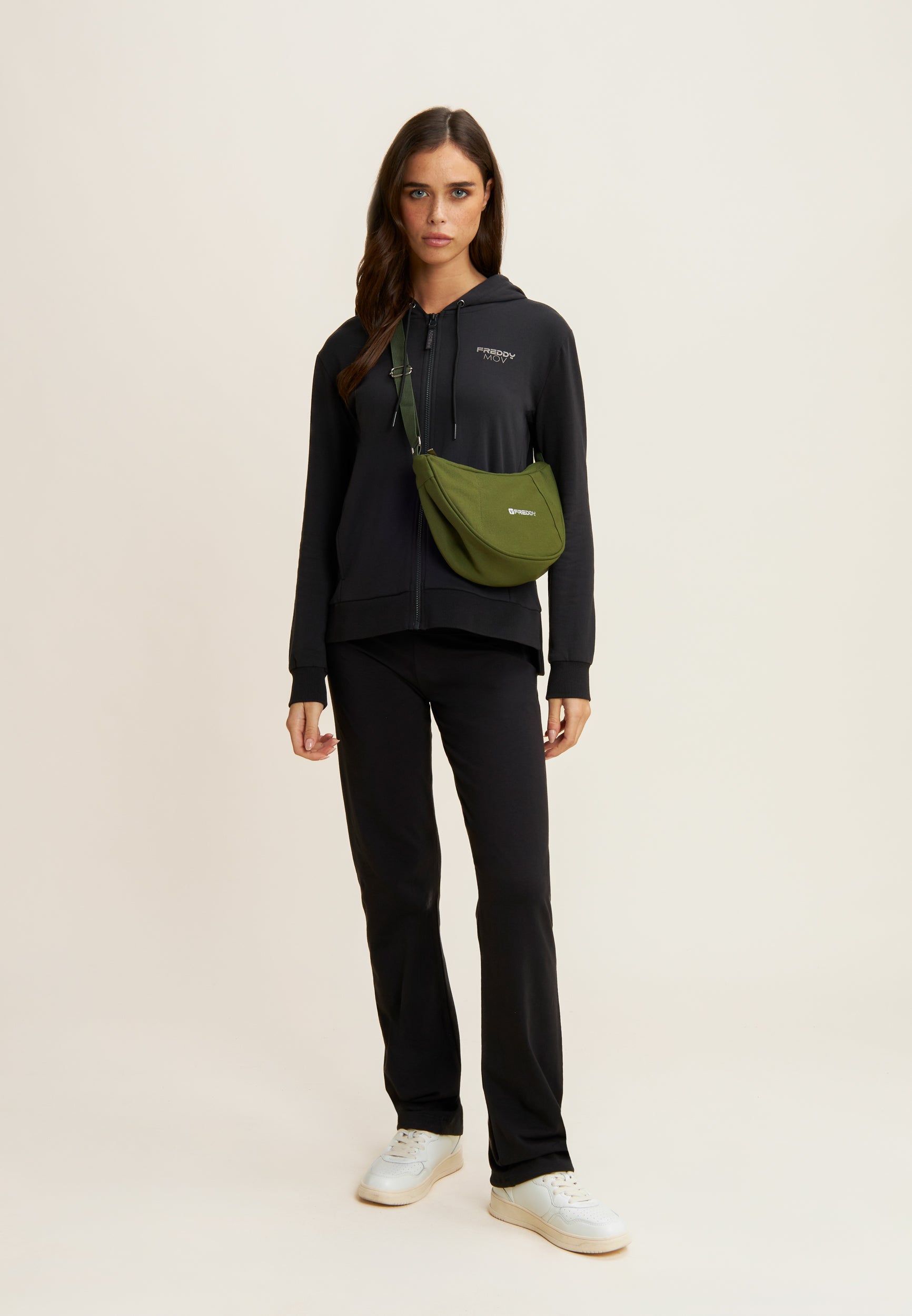 S25WMVS6_NAN117_-_W_L 1