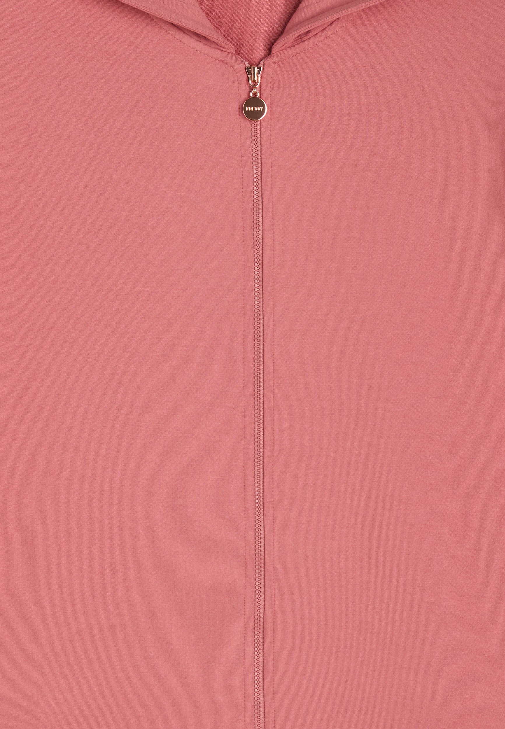 S25WSDS7_P45126_-_W_L 3