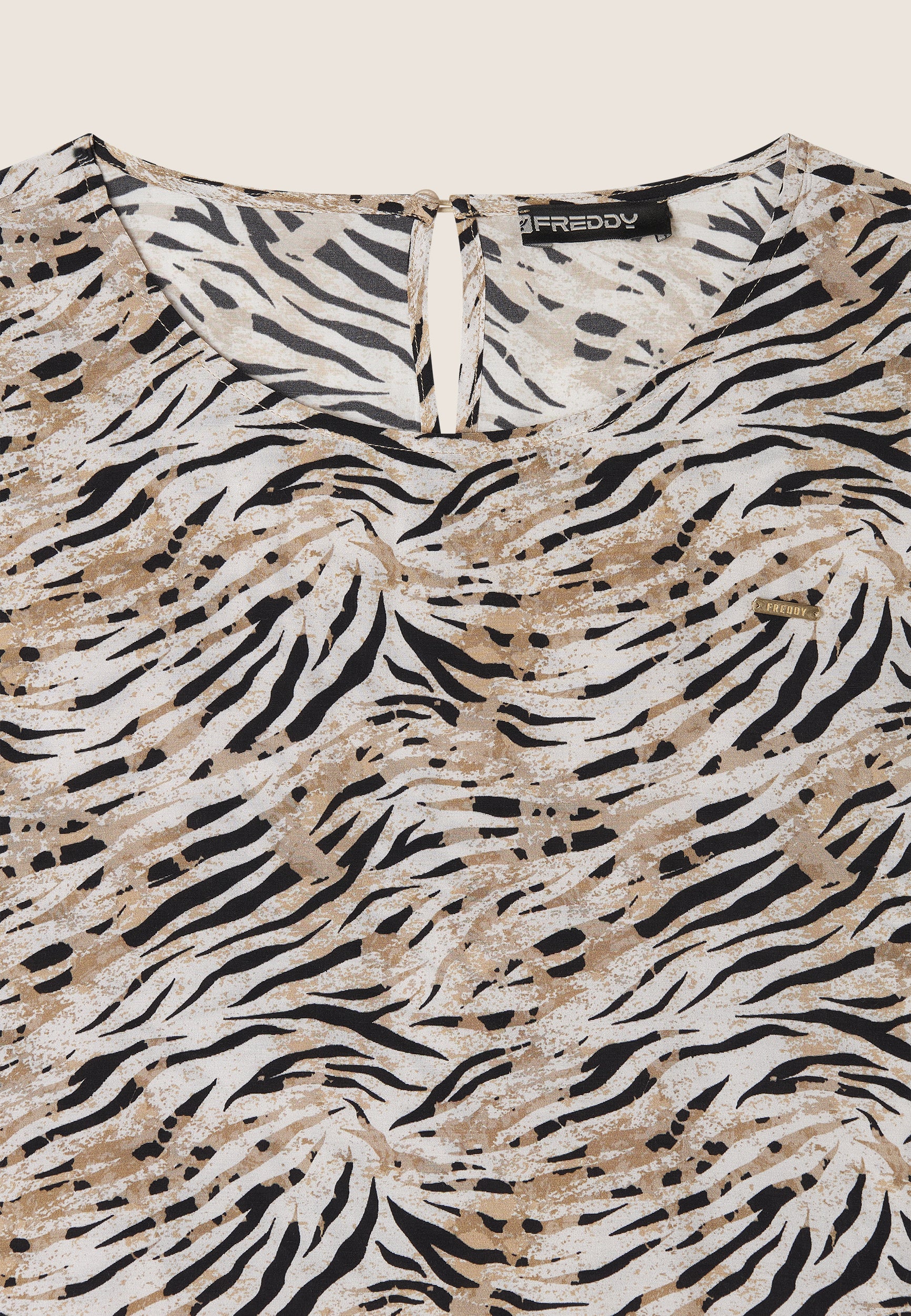 S25WSLT7C_ANI103_-_W_L 7