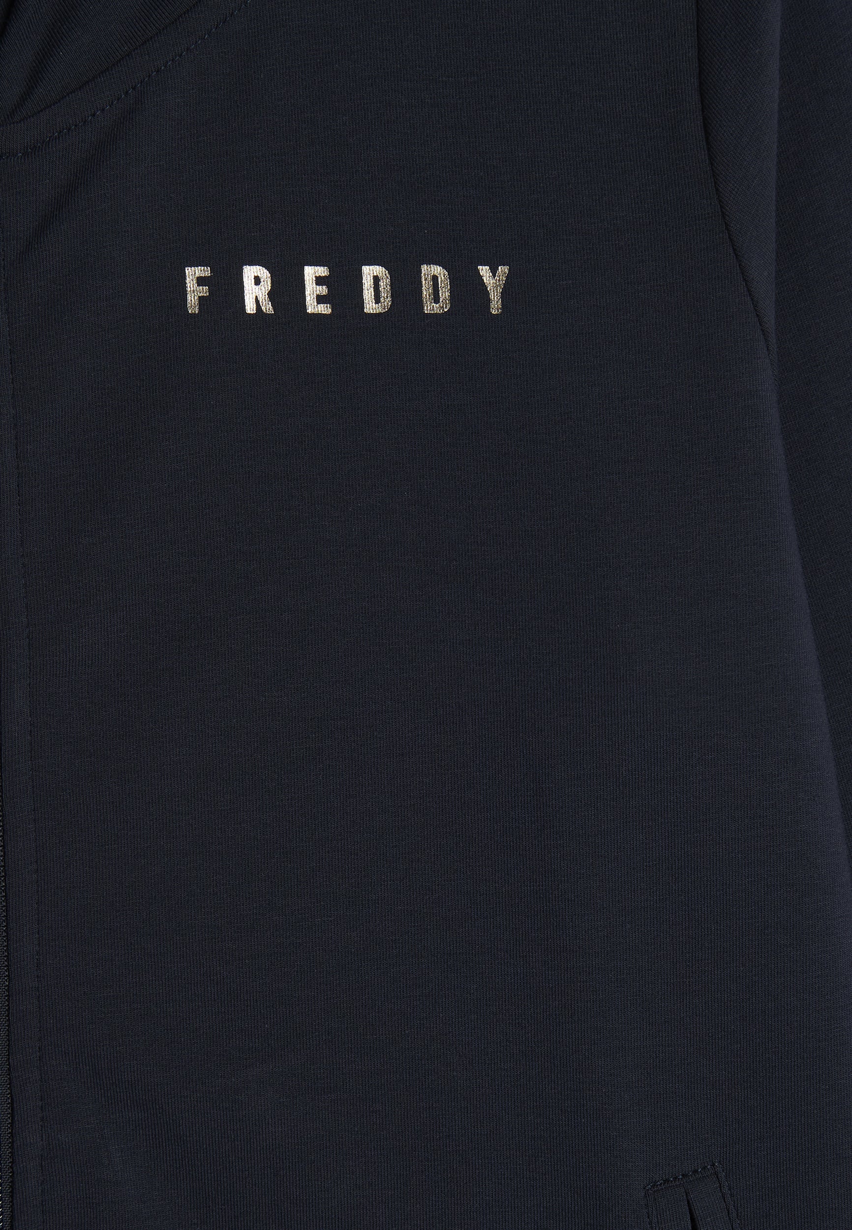 S25WTRK11_B94_-_W_L 3