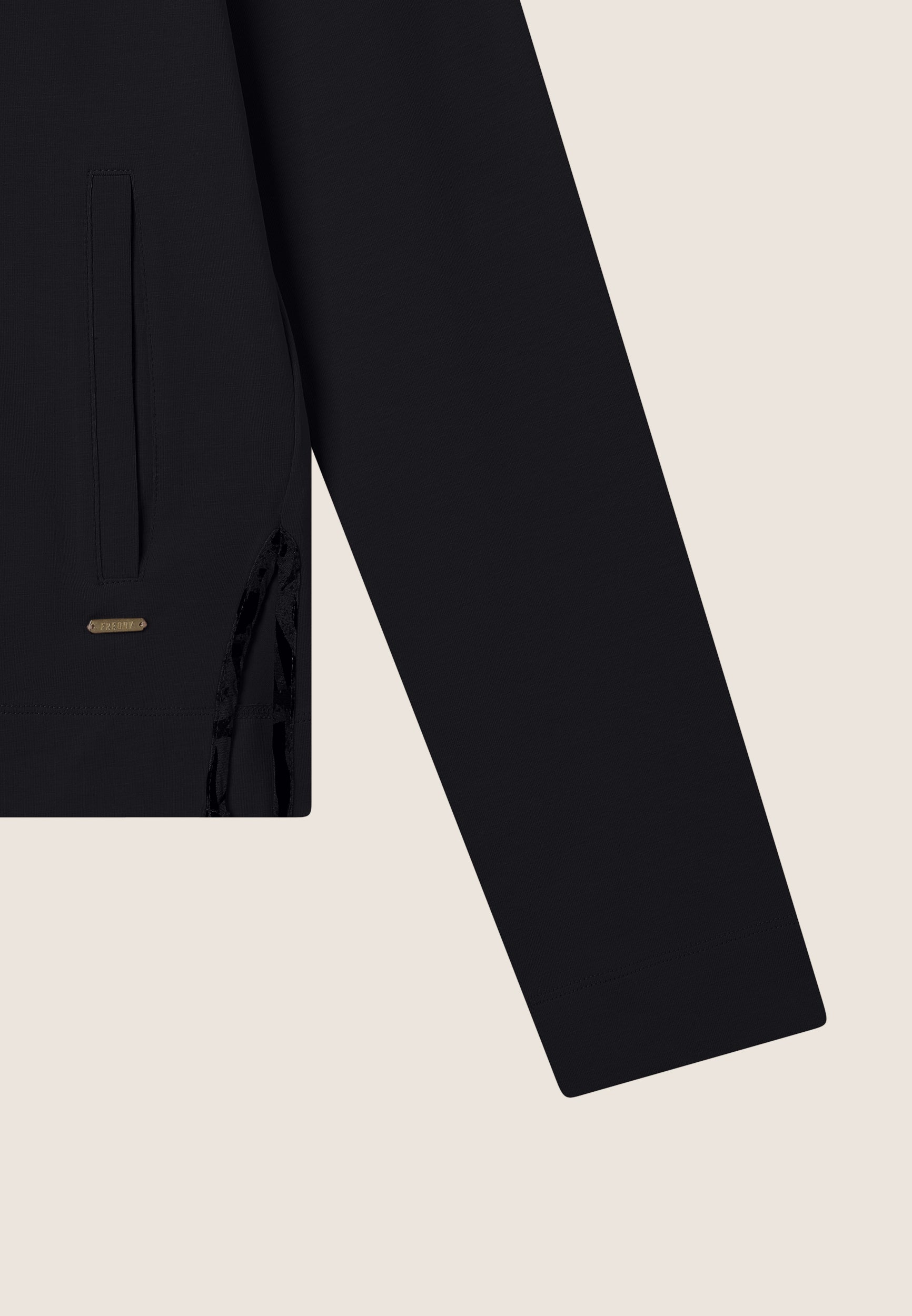 S25WTRK18_NAN116_-_W_L 3