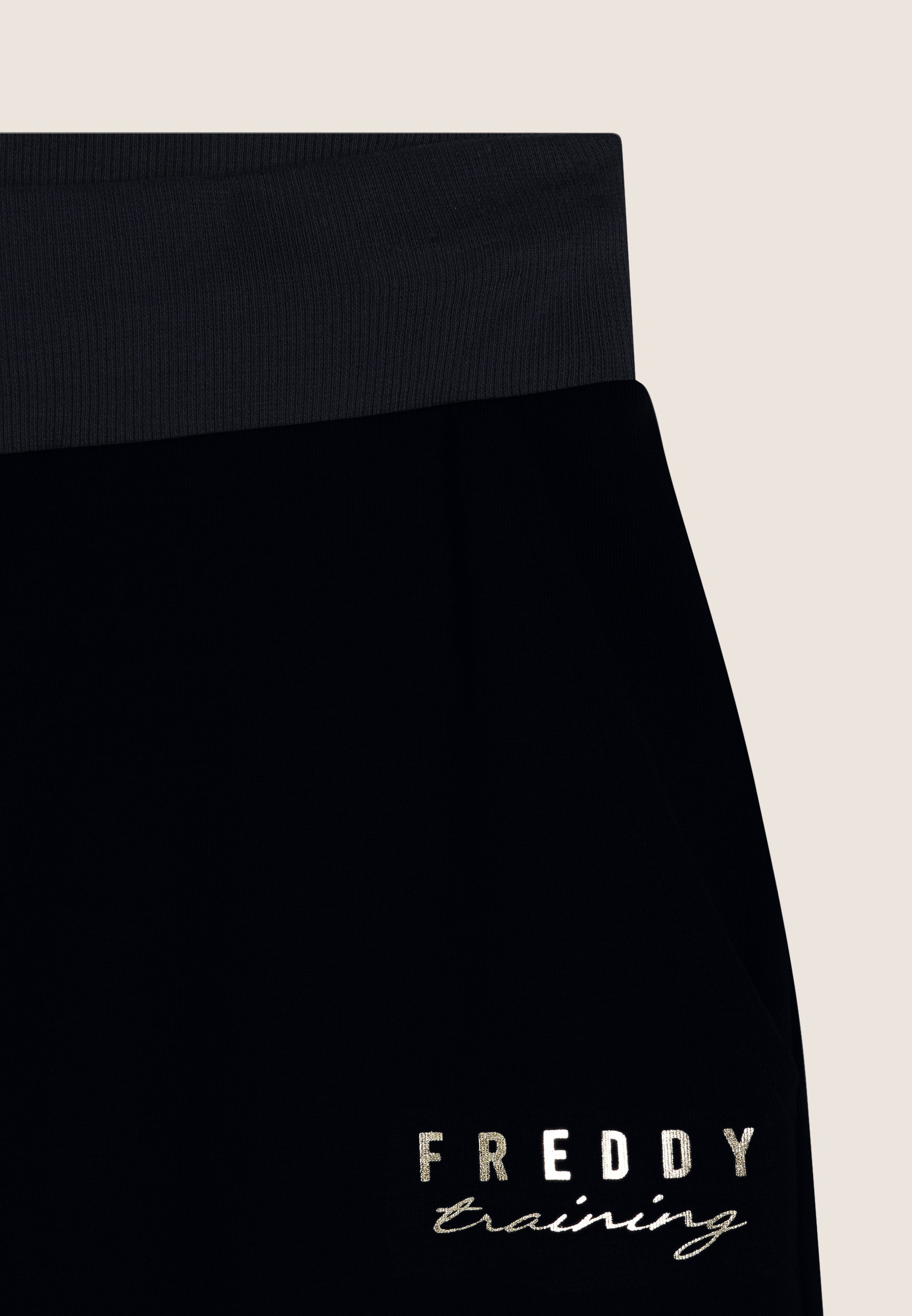 S25WTRP9_N_-_W_XS 3
