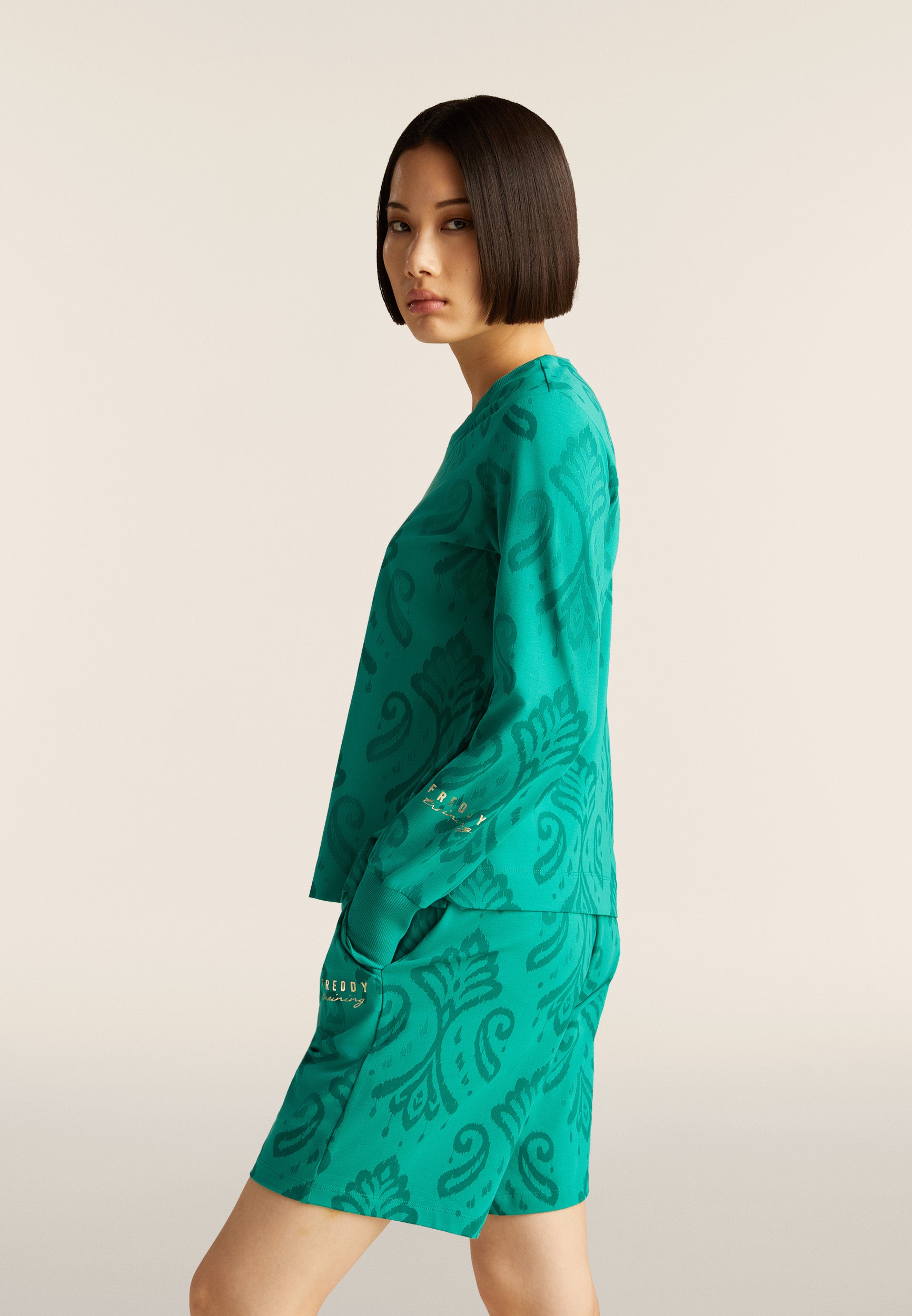 S25WTRS6C_IKATV_-_W_L 2