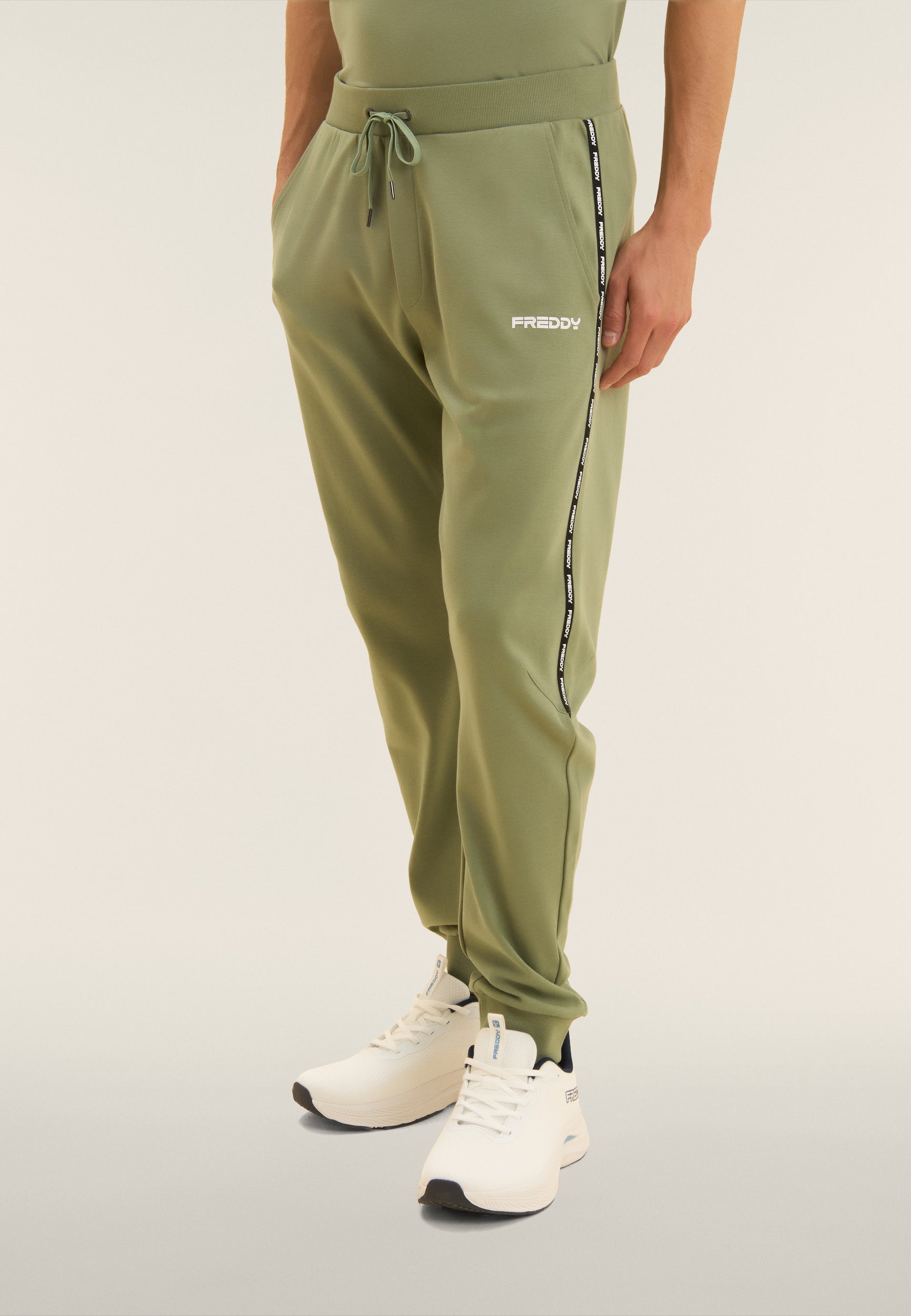 S26MESP1_V102_-_M_3XL 2