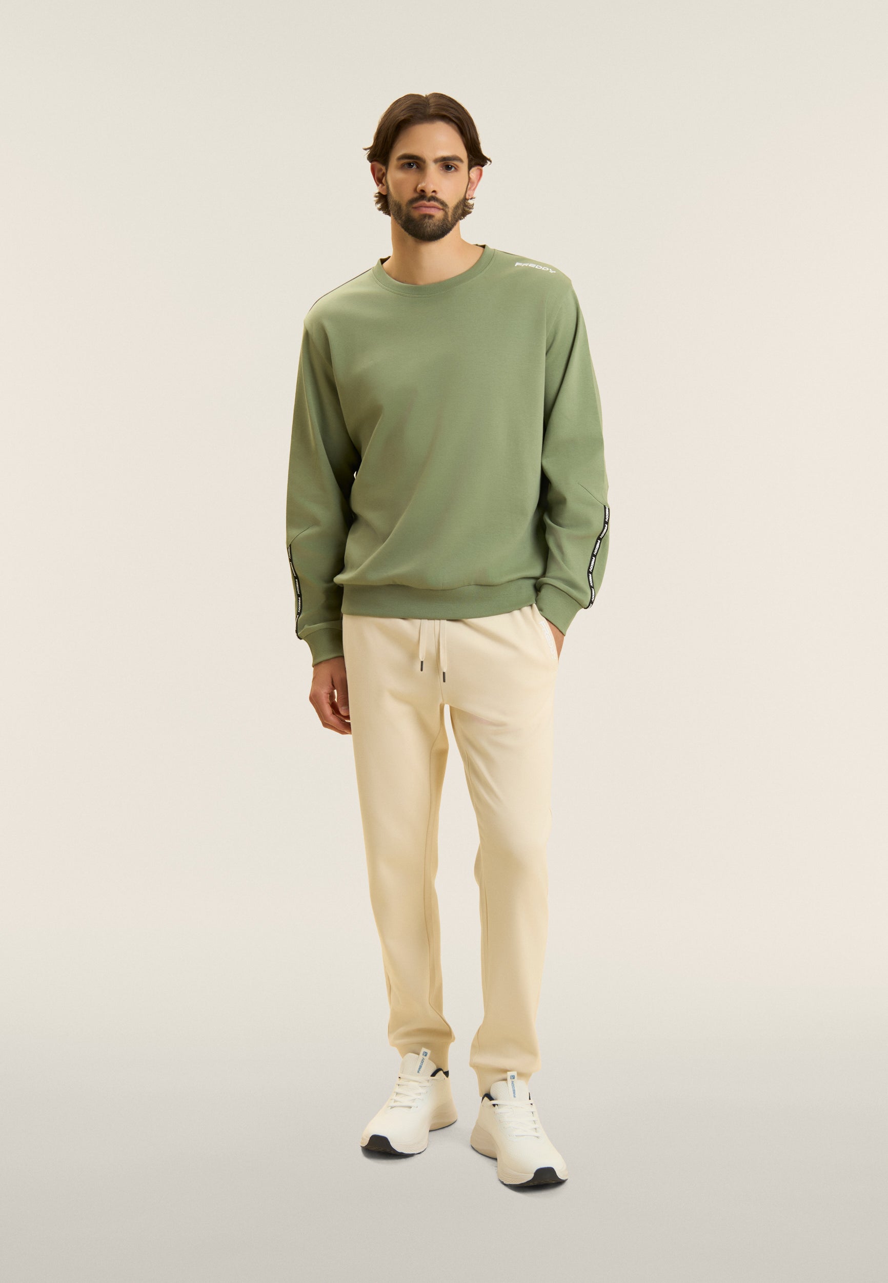 S26MESS5_V102_-_M_3XL 1