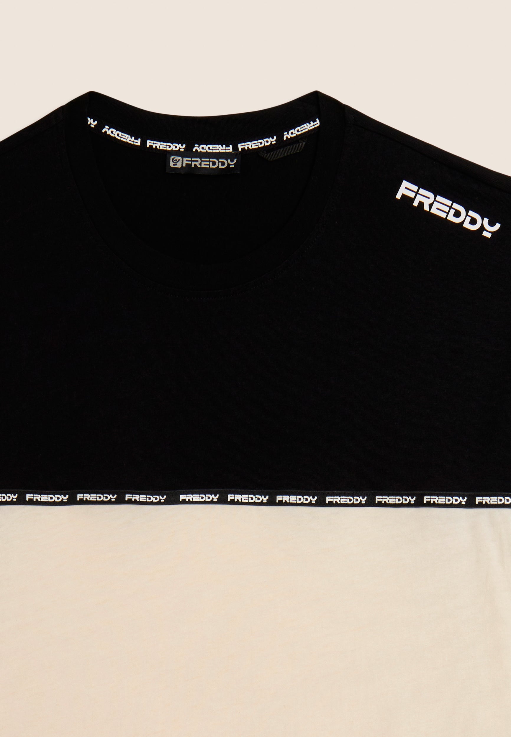 S26MEST2_W105N_-_M_3XL 3