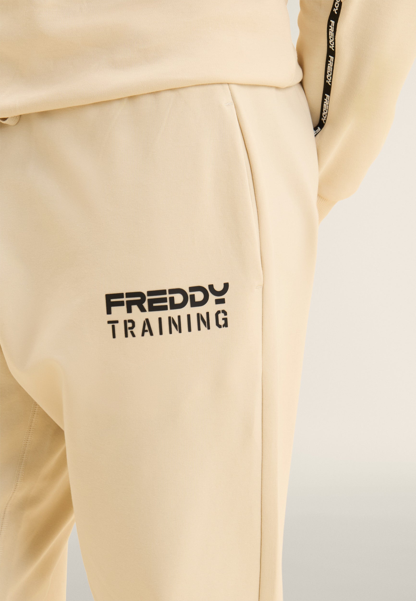 S26MTRP3_W105_-_M_3XL 4