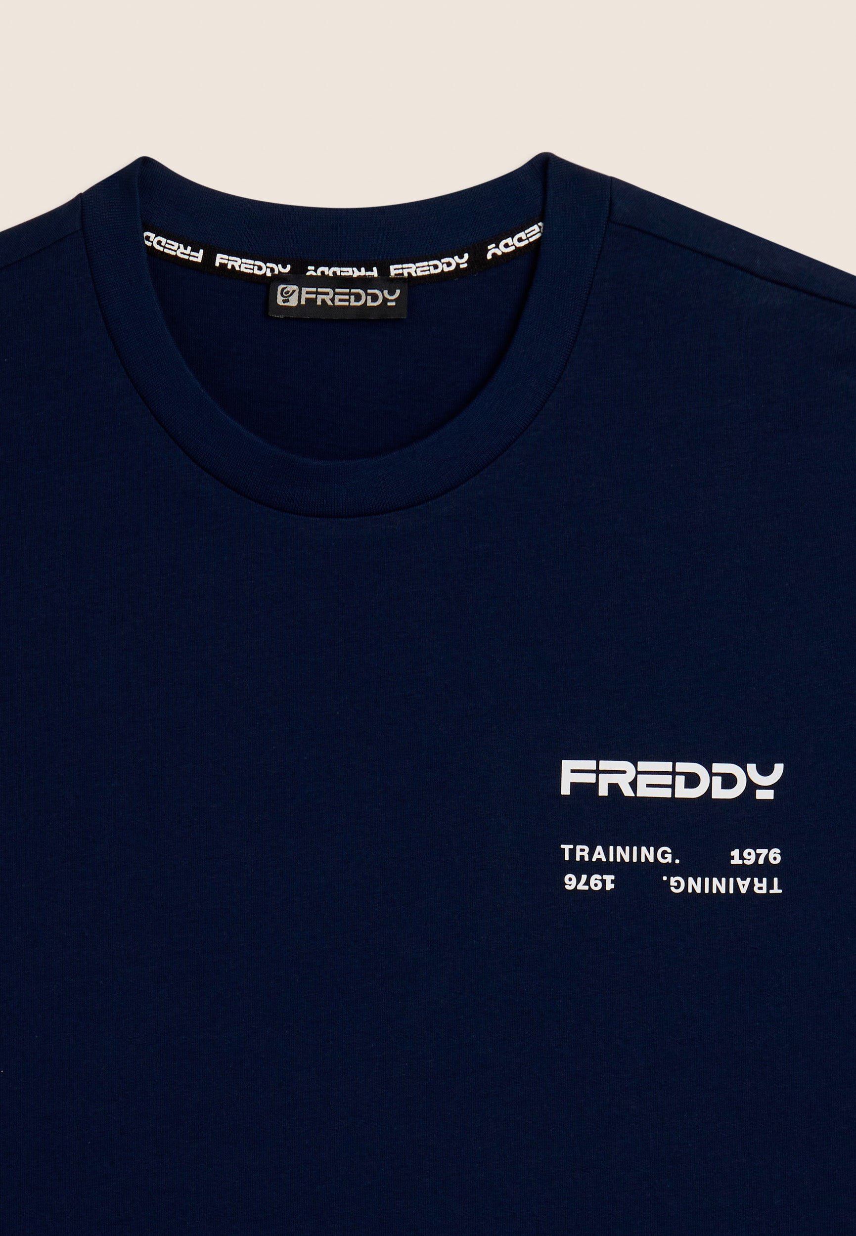 S26MTRT2_B134_-_M_3XL 3