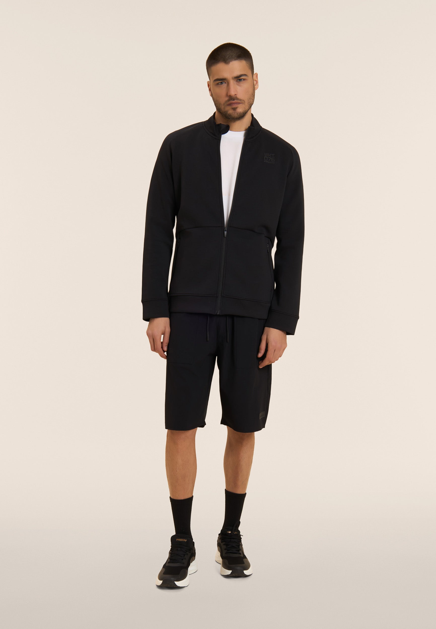 S26MUTP7_N_-_M_3XL 1