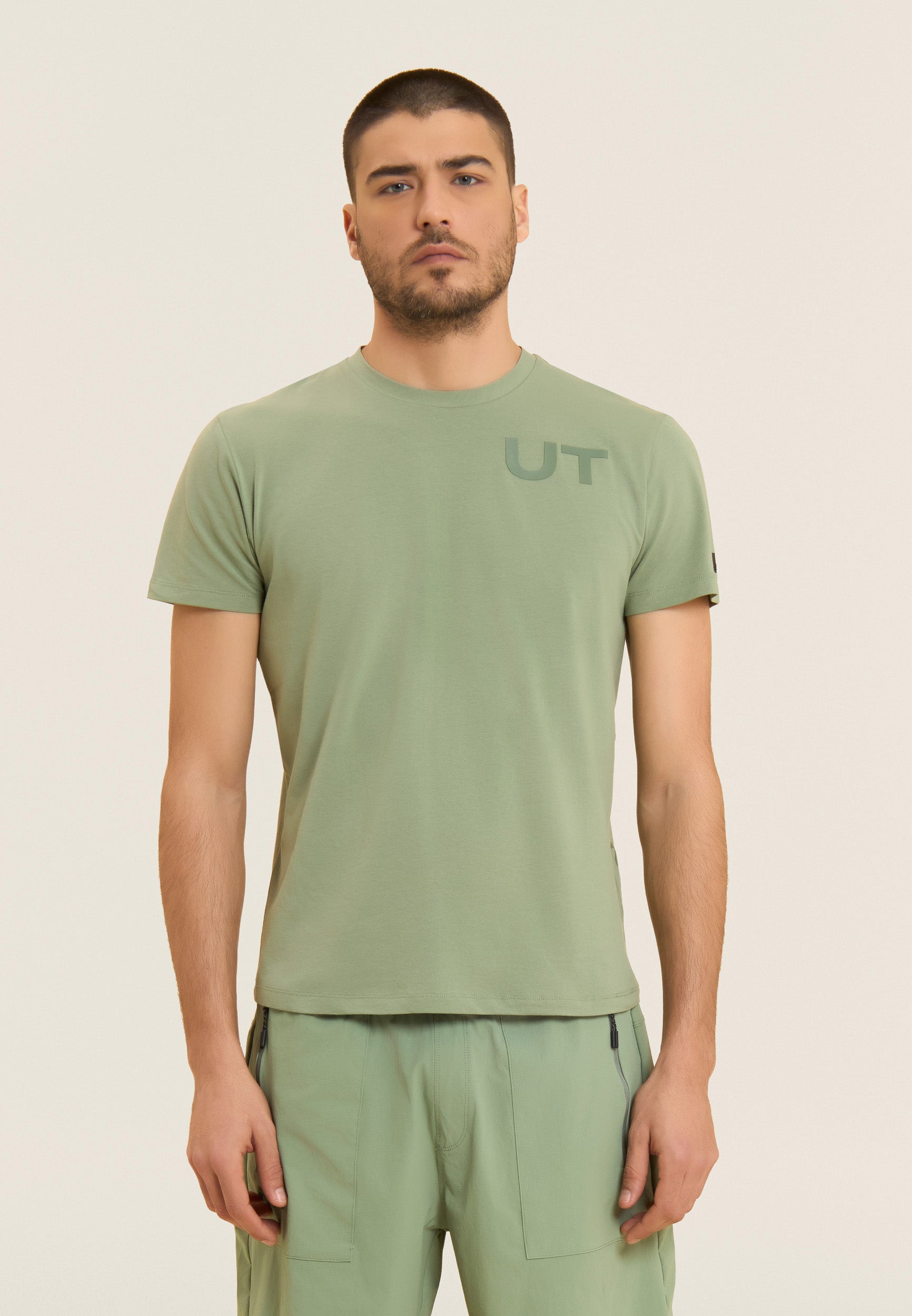 S26MUTT4_V102_-_M_3XL 2