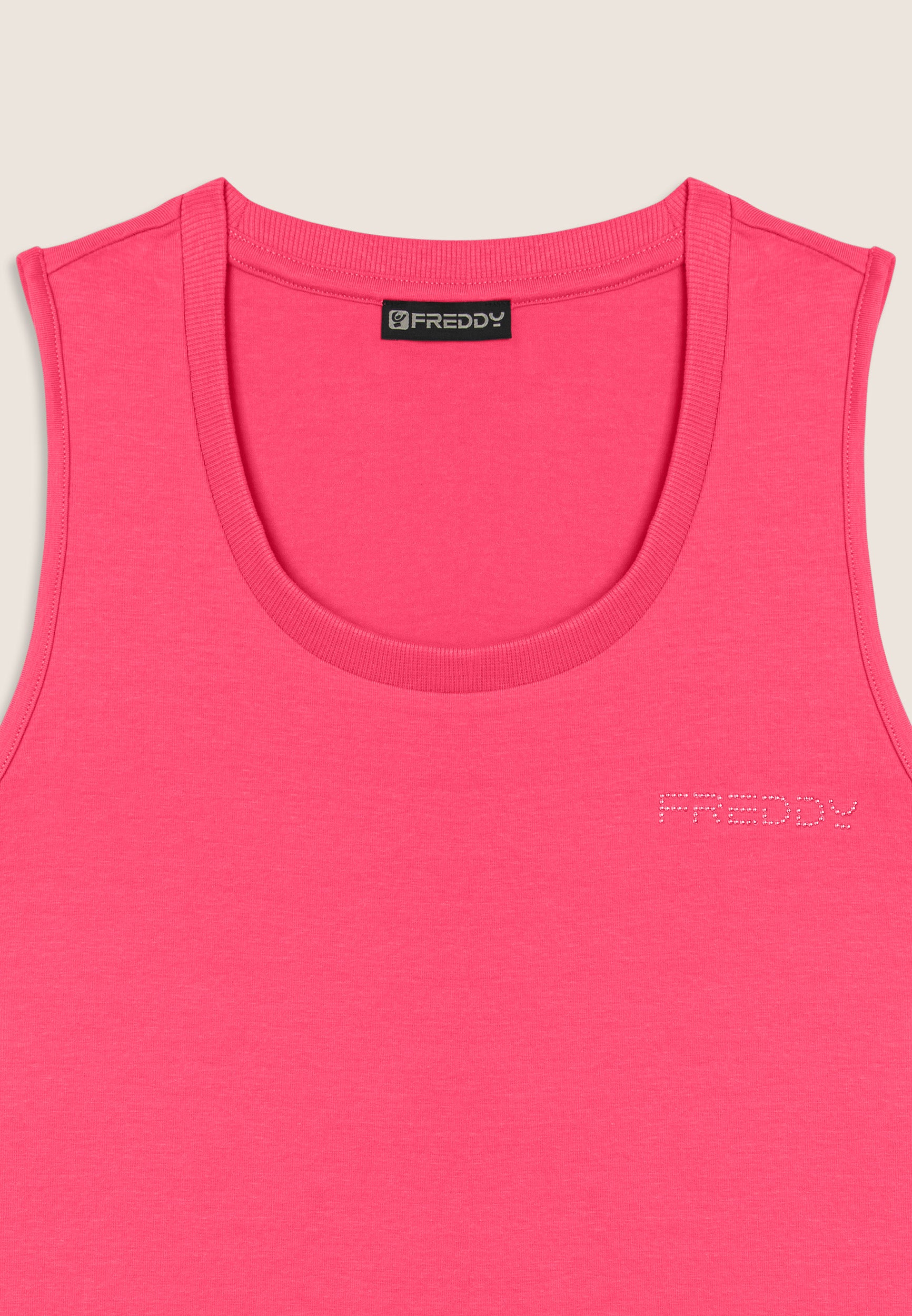 S26WCRK2_P102_-_W_L 3