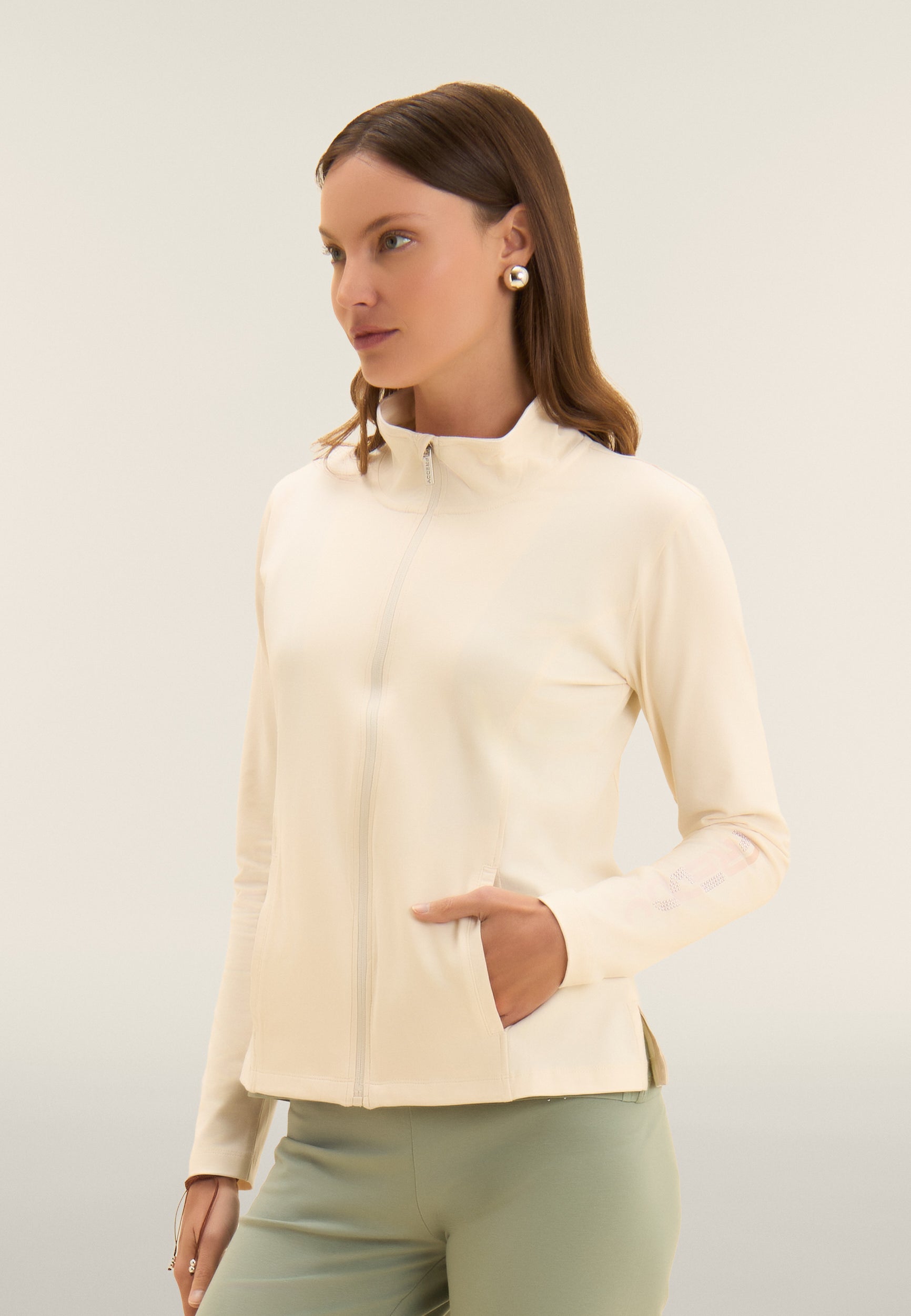 S26WCRS1_W33_-_W_L 2