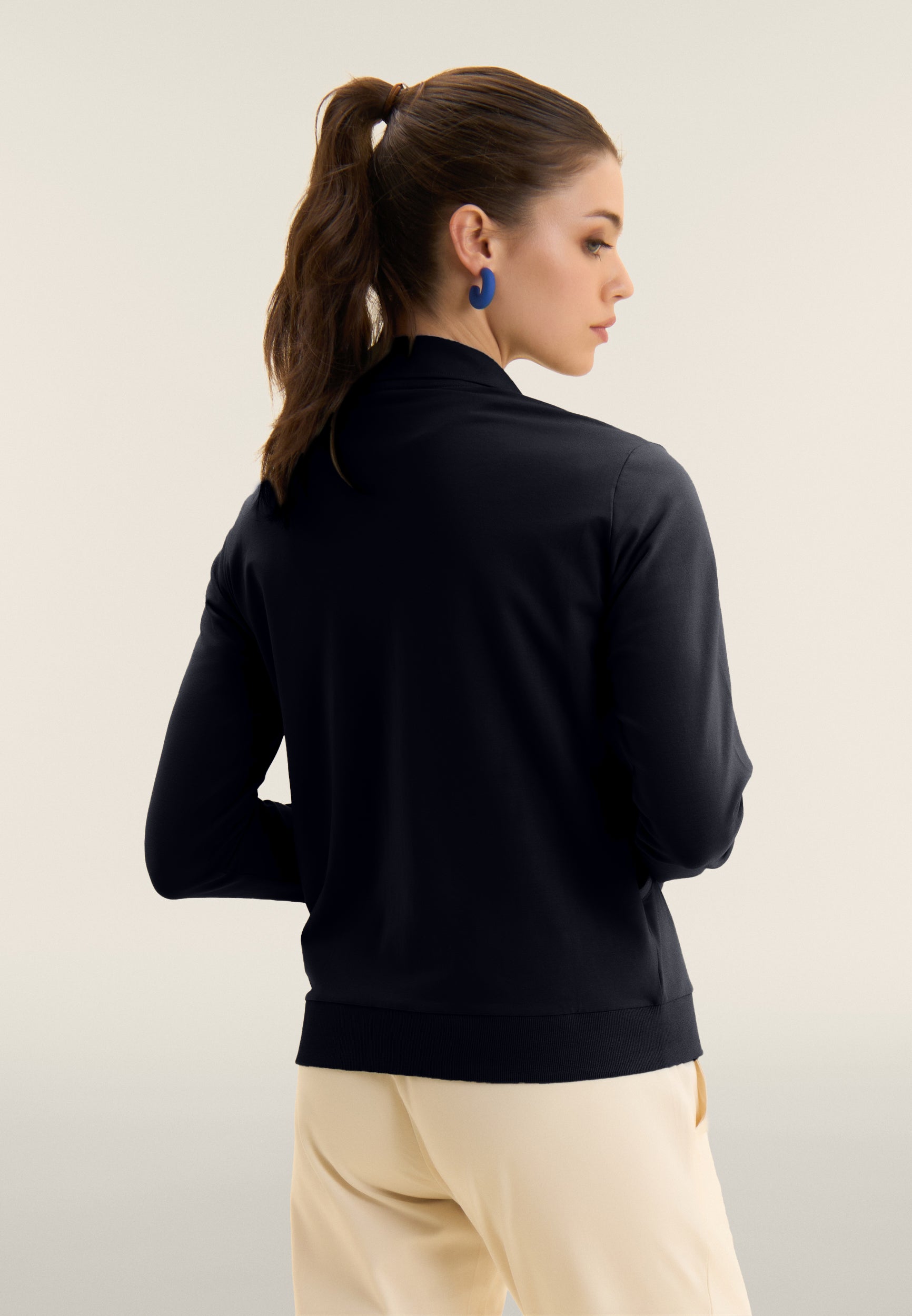 S26WCRS4_B109_-_W_L 3