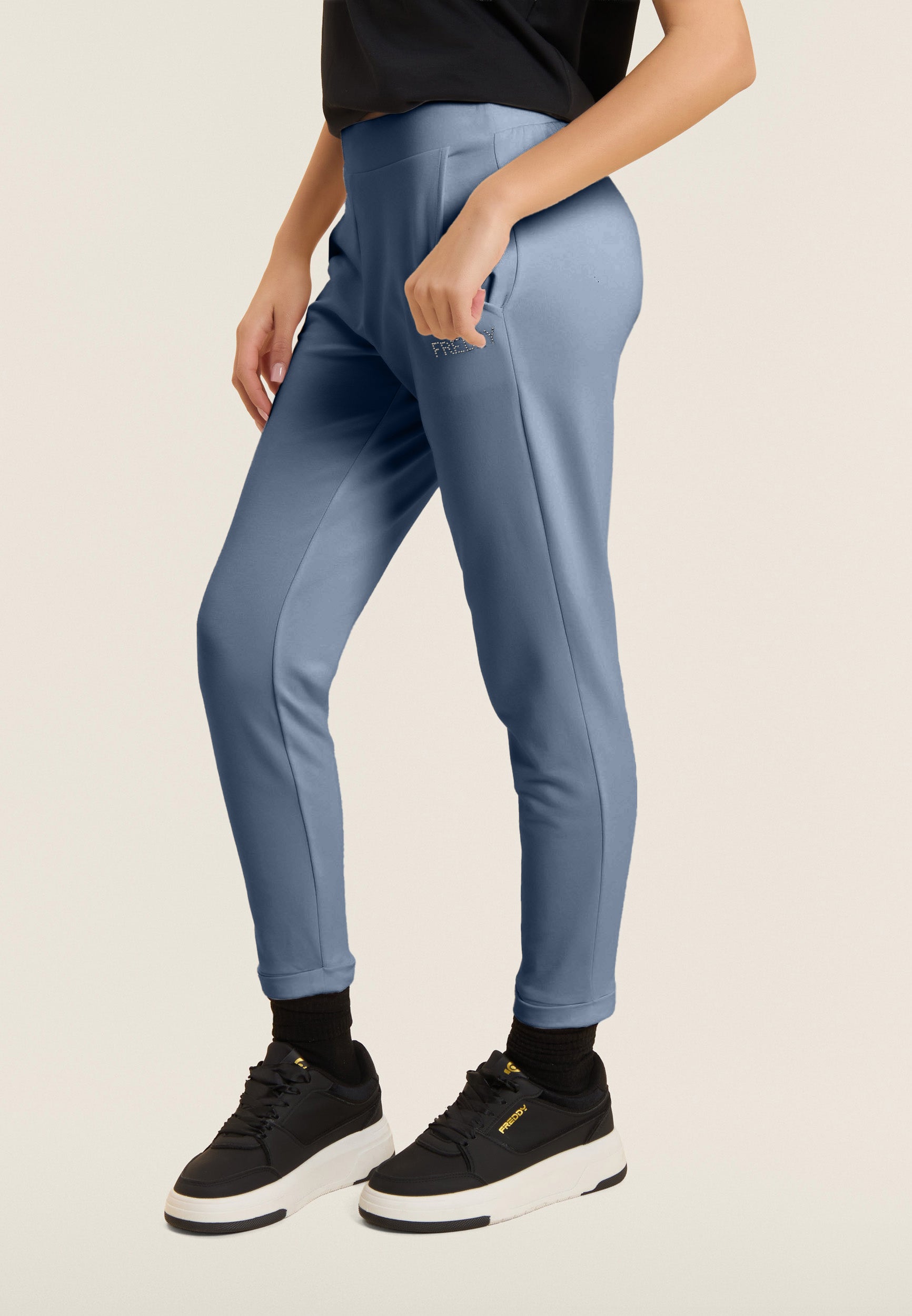 S26WCXP4_C57_-_W_L 2