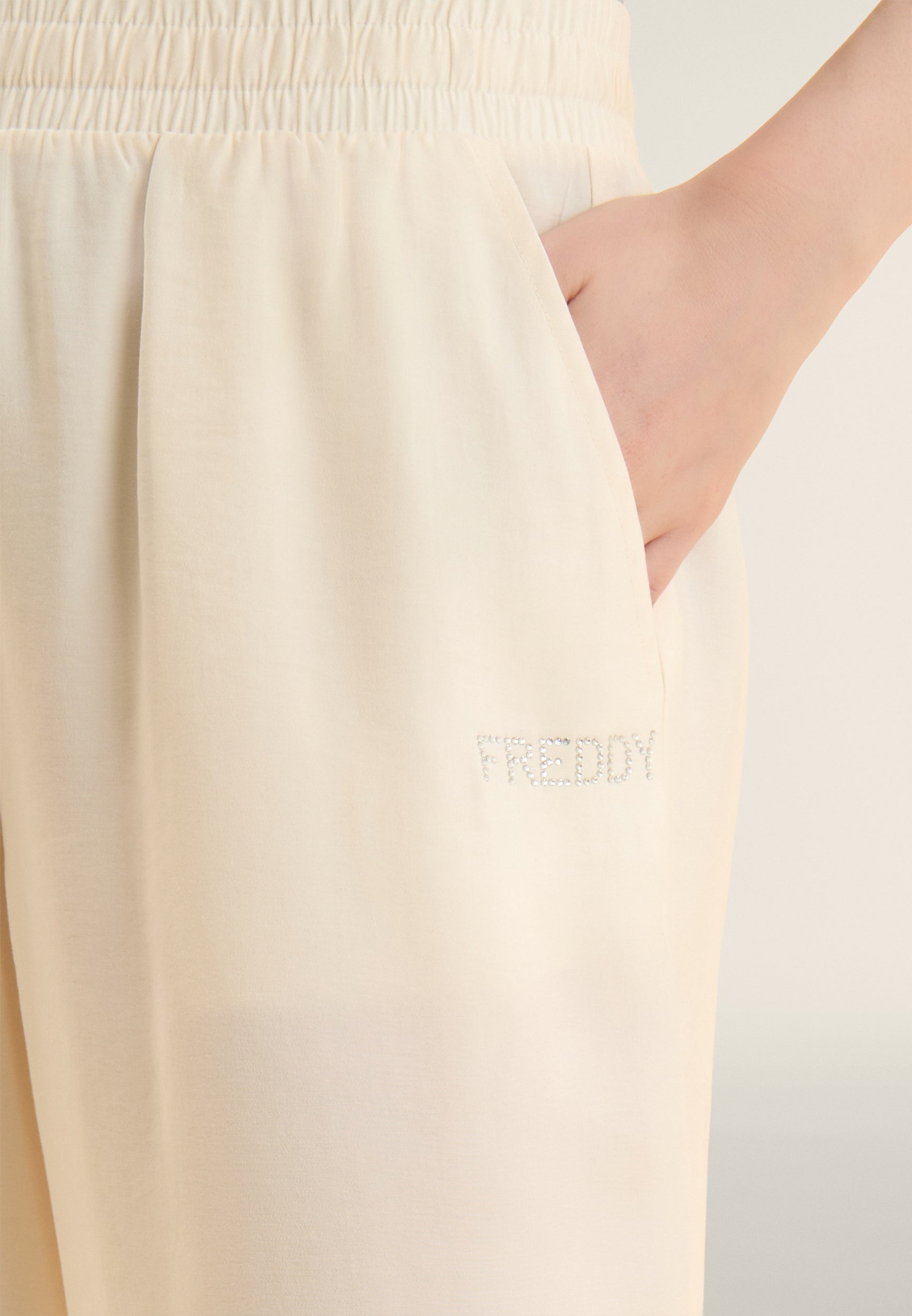 S26WCXP5_W72_-_W_L 4